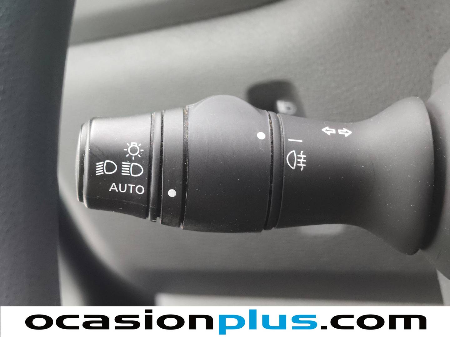 Equipamiento del Renault Master Renault Master Furgon L2H2 3300 Blue Energy dCi (150 CV)