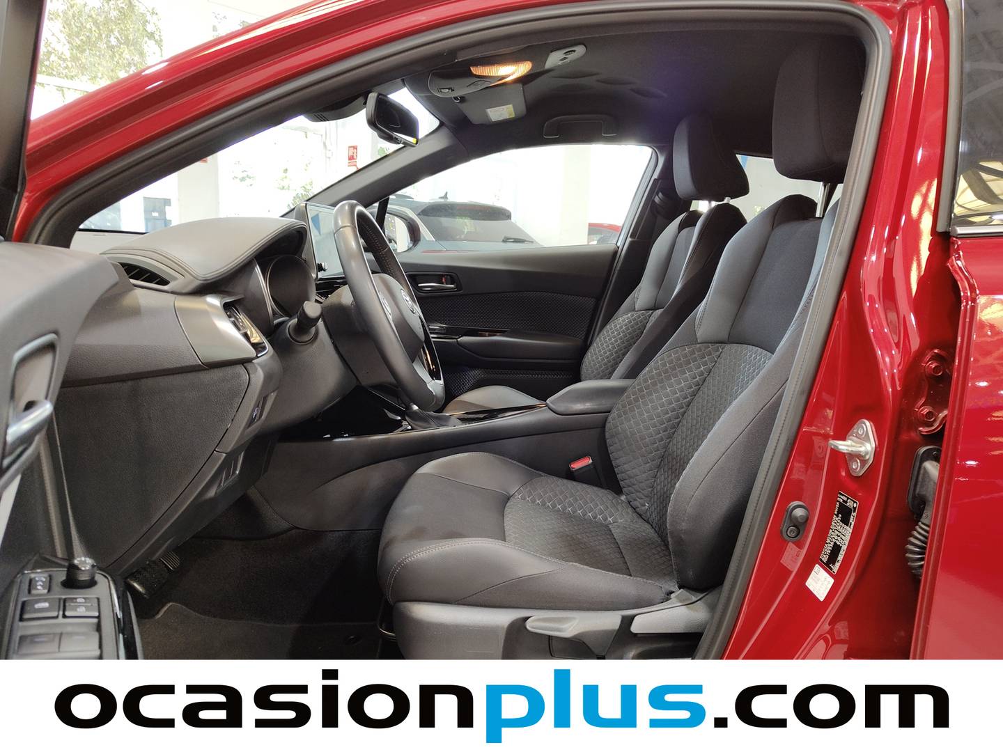 Foto asientos delanteros Toyota C-HR Toyota C-HR 200H Advance (184 CV)