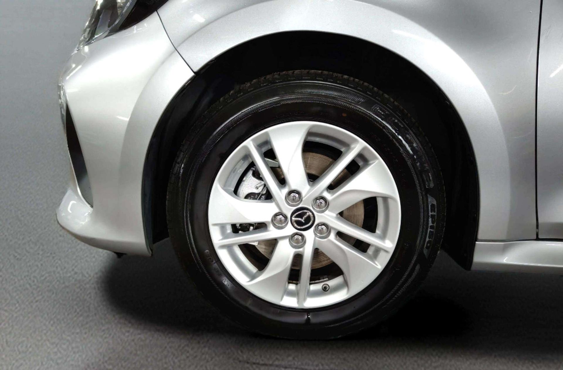 Mazda Mazda2 1.5 Center-Line CVT - foto 29