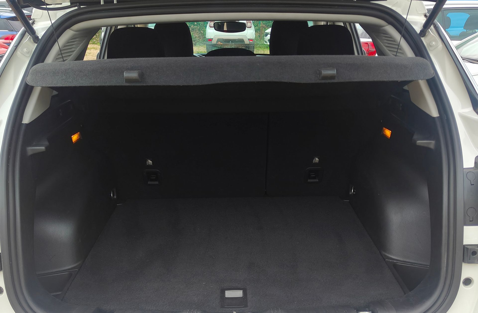 Jeep Compass 1.3 Gse T4 Longitude FWD - foto 12