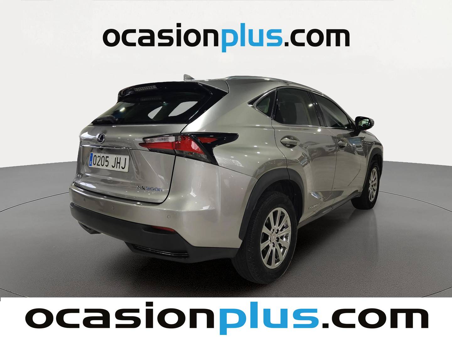Foto trasera Lexus NX Lexus NX 300h Corporate 2WD (197 CV) derecha