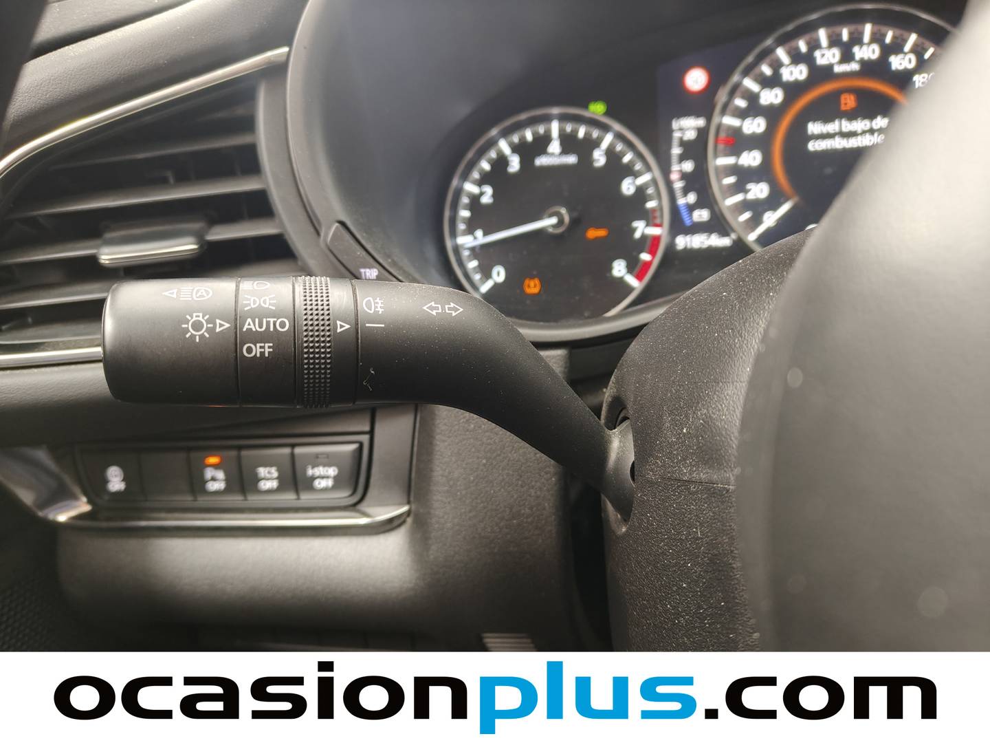 Foto Mazda CX-30 Mazda CX-30 2.0 Skyactiv-X Evolution 2WD AT (186 CV)