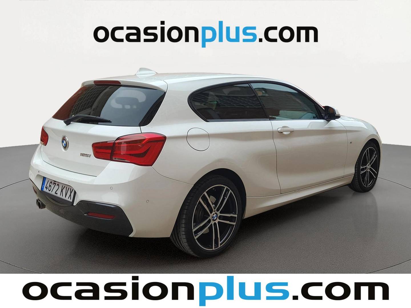 Foto trasera BMW Serie 1 BMW Serie 1 125i (224 CV) Pack M derecha