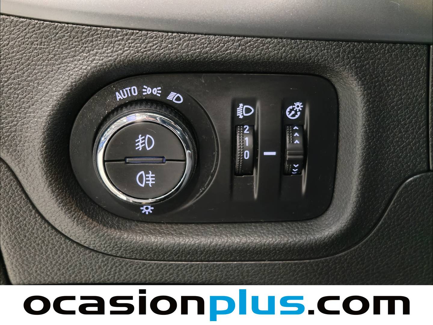 Foto Opel Astra Opel Astra 1.6 CDTi S&S Selective Pro 81 (110 CV)