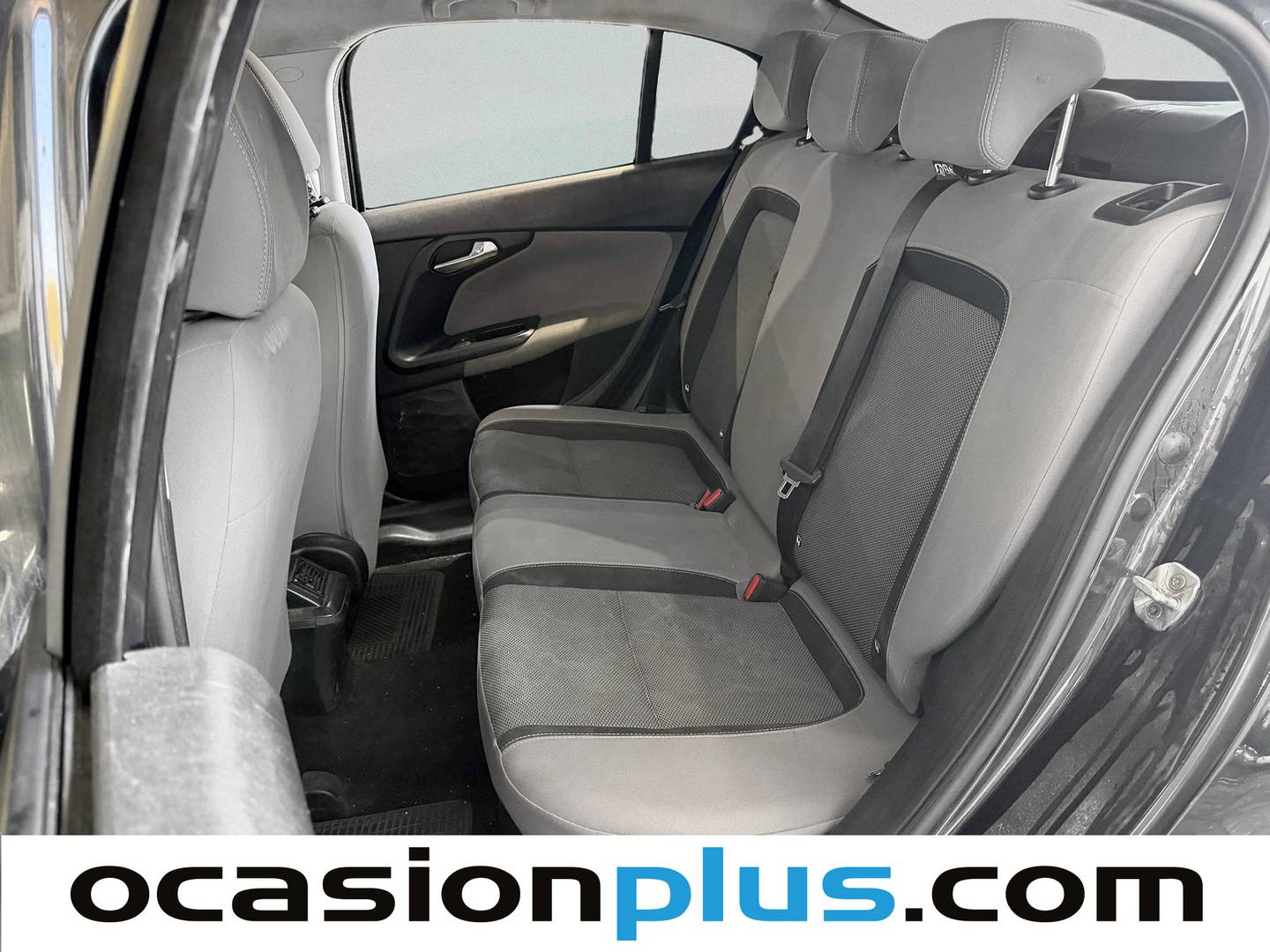Foto asientos traseros Fiat Tipo Fiat Tipo 1.4 T-Jet Gasolina/GLP Easy (120 CV)