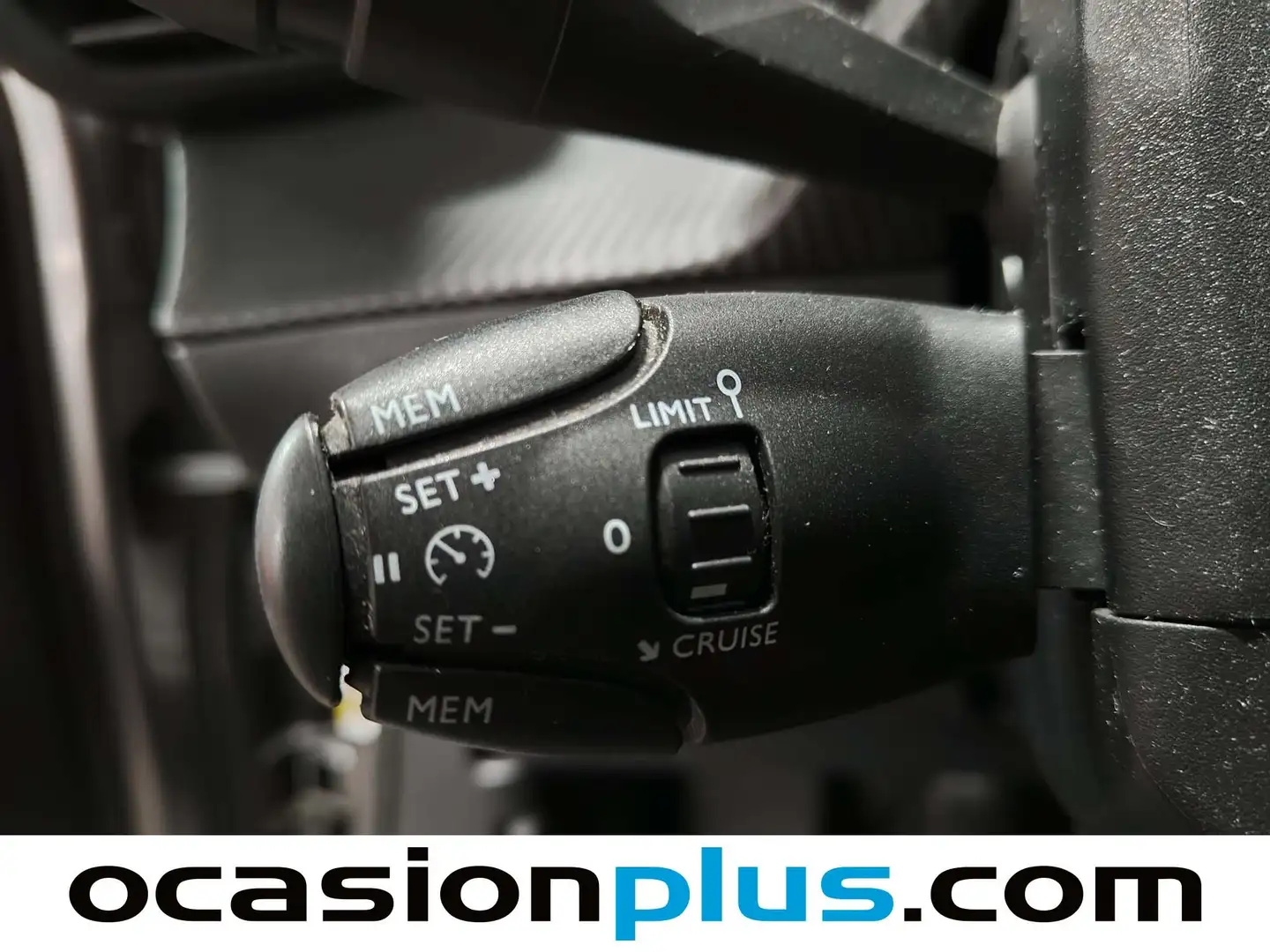 Foto Peugeot 2008 Peugeot 2008 PureTech 130 S&S Allure Pack (130 CV)