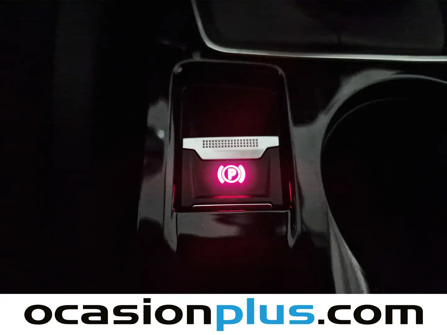 Foto Peugeot 2008 Peugeot 2008 BlueHDi 110 Allure (110 CV)