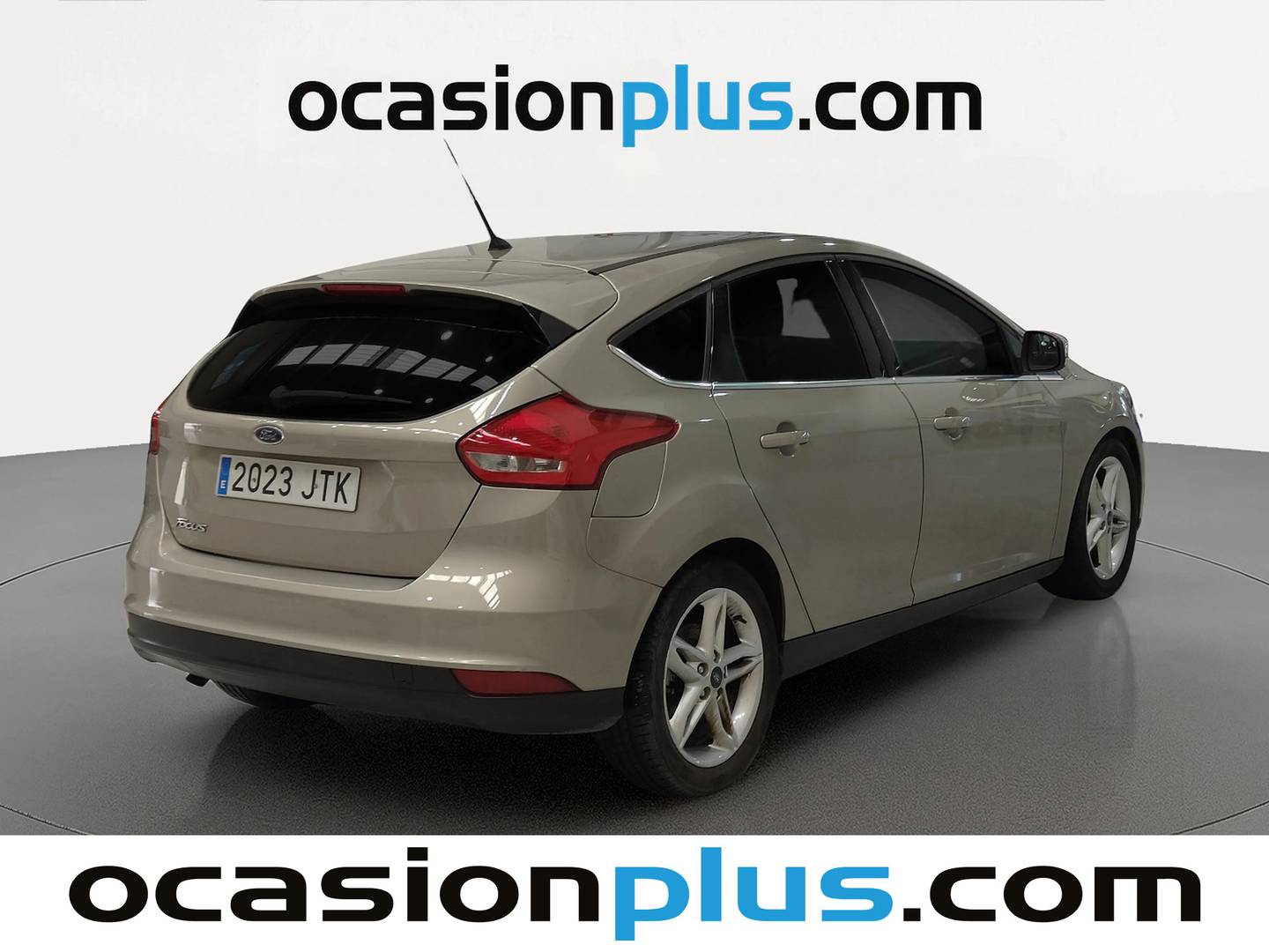 Foto trasera Ford Focus Ford Focus 1.5TDCi Titanium (120 CV) derecha