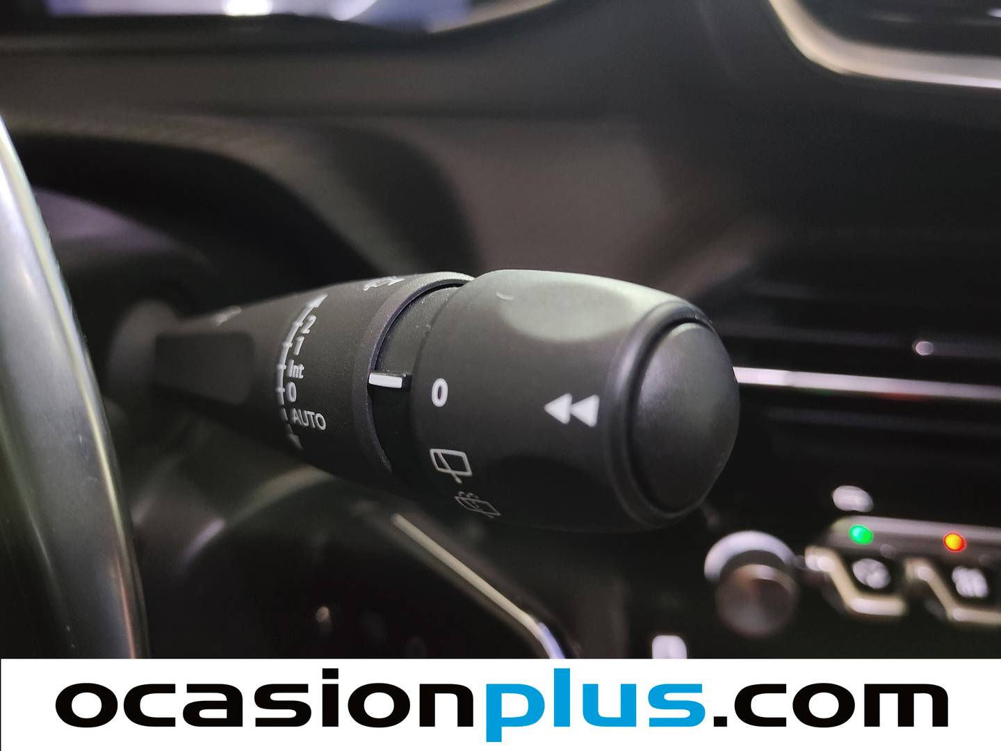 Foto Peugeot 2008 Peugeot 2008 PureTech 130 S&S Allure EAT8  (130 CV)