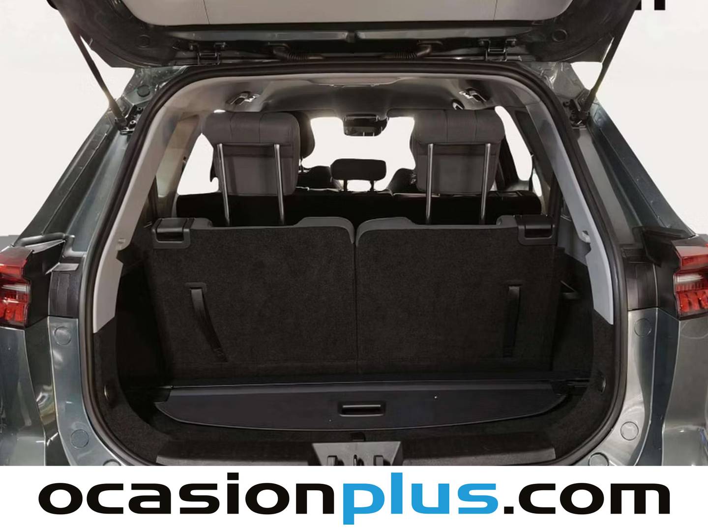 Fotos maletero EBRO S800 EBRO S800 1.6 TGDI Premium DCT (147 CV) 7 Plazas
