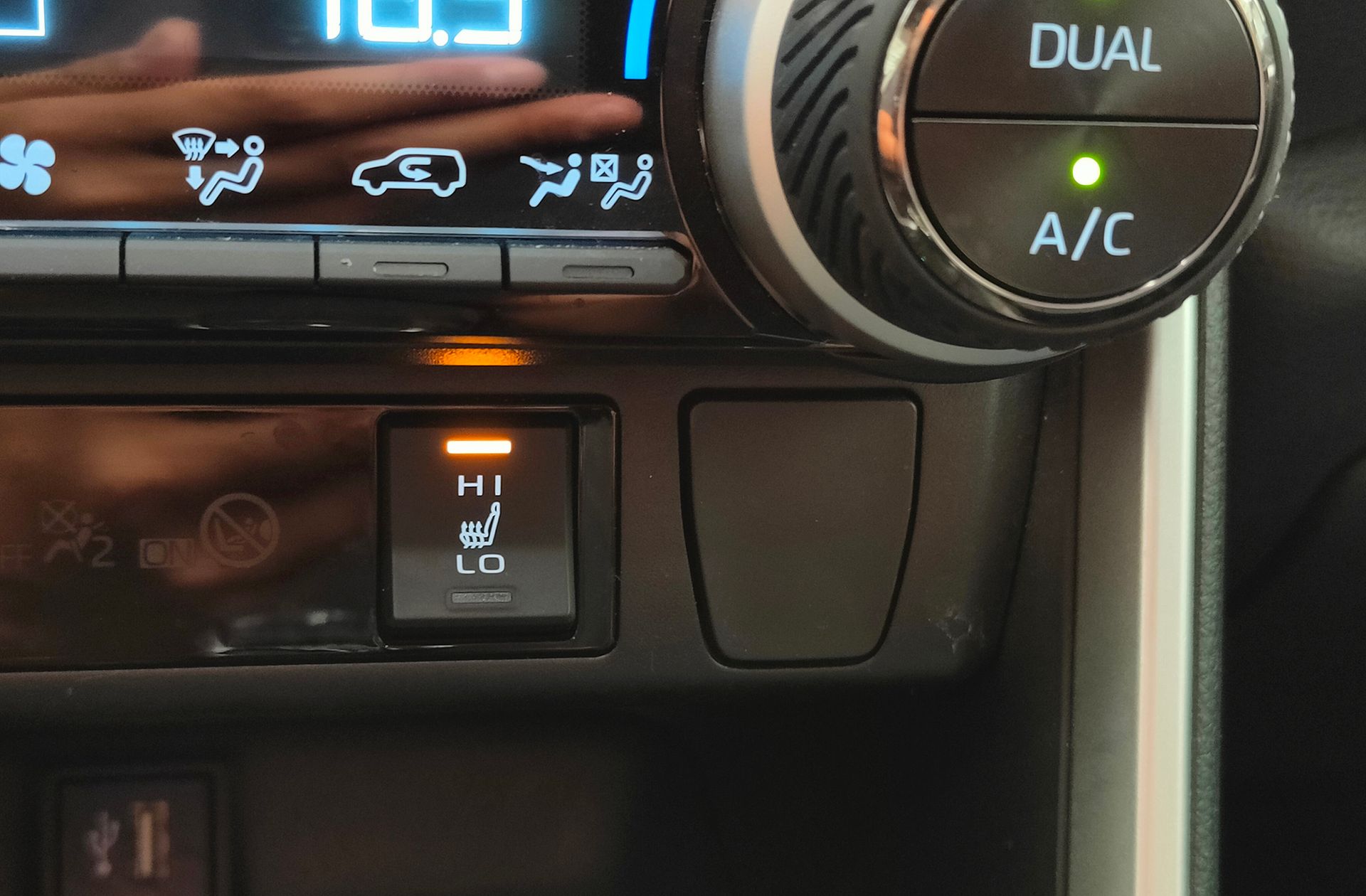 Toyota RAV4 2.5 hybrid 220H Style e-CVT - foto 9