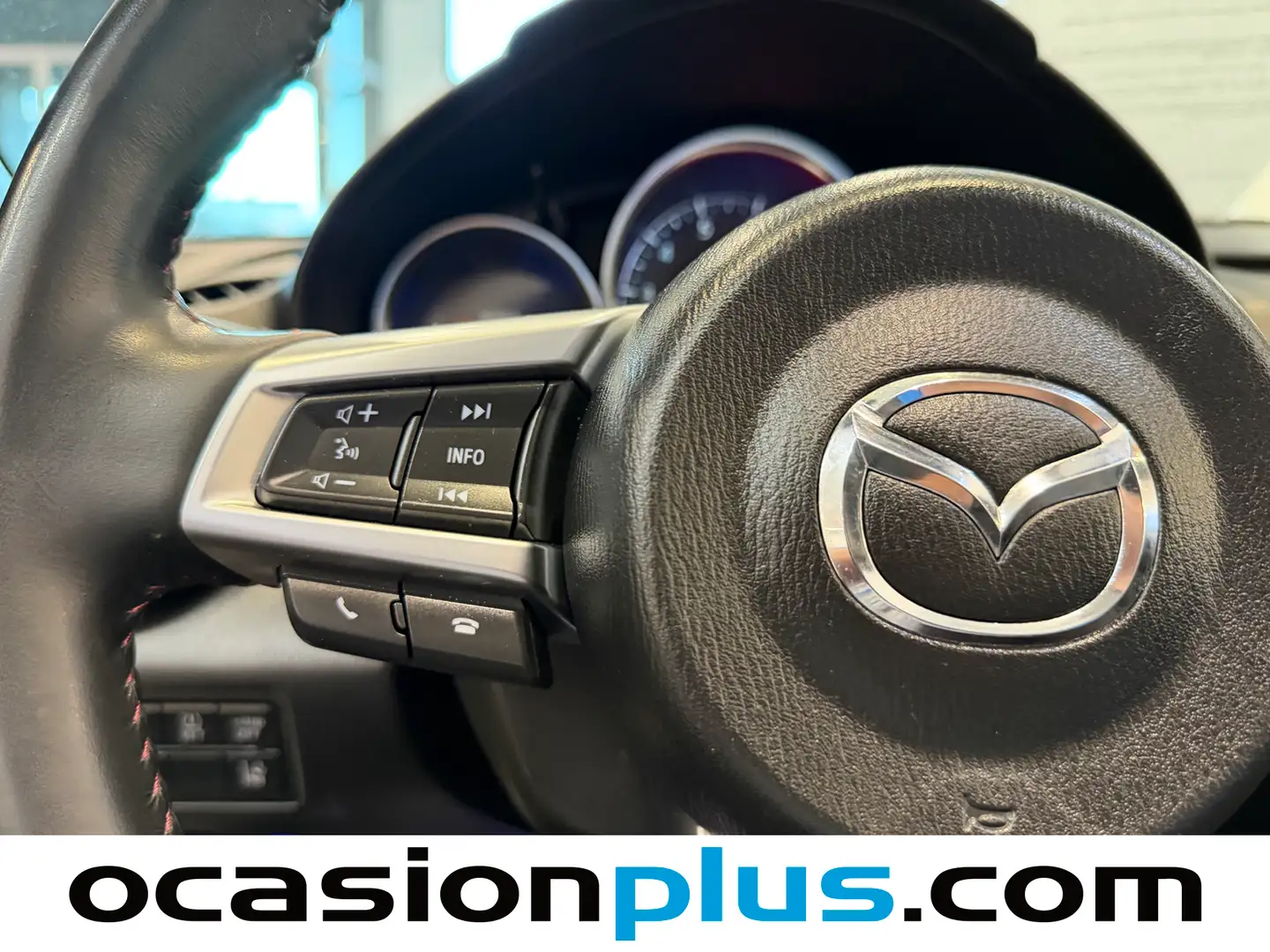 Foto Mazda MX-5 Mazda MX-5 2.0 Luxury (160 CV)