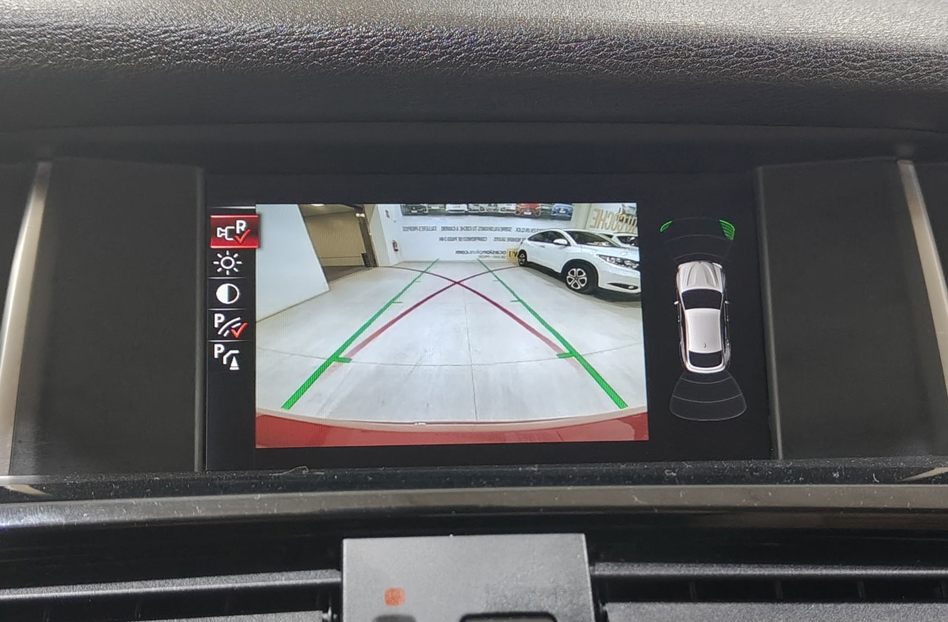 BMW X4 xDrive20i - foto 8