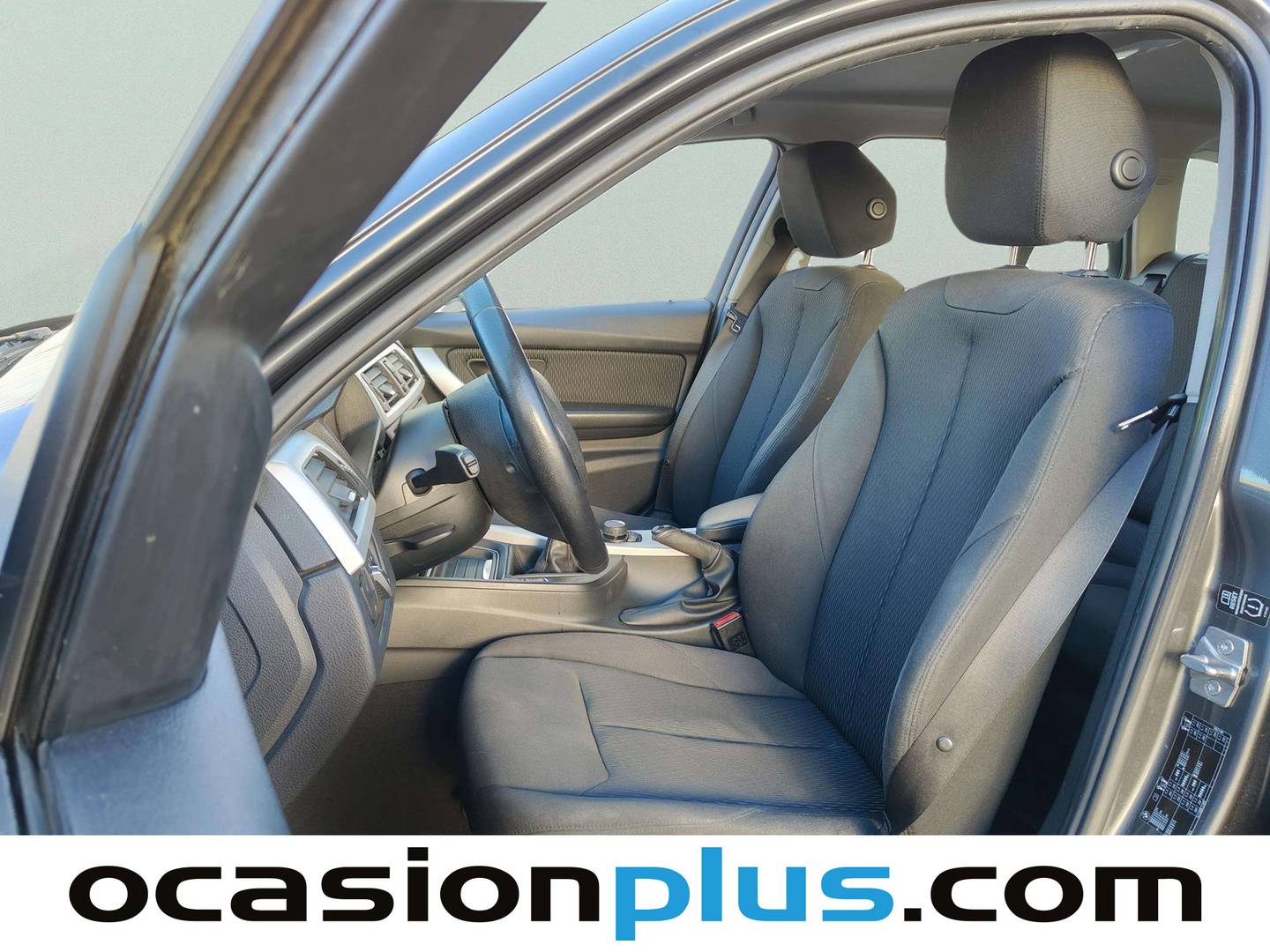 Foto BMW Serie 3 BMW Serie 3 318d Touring (143 CV)