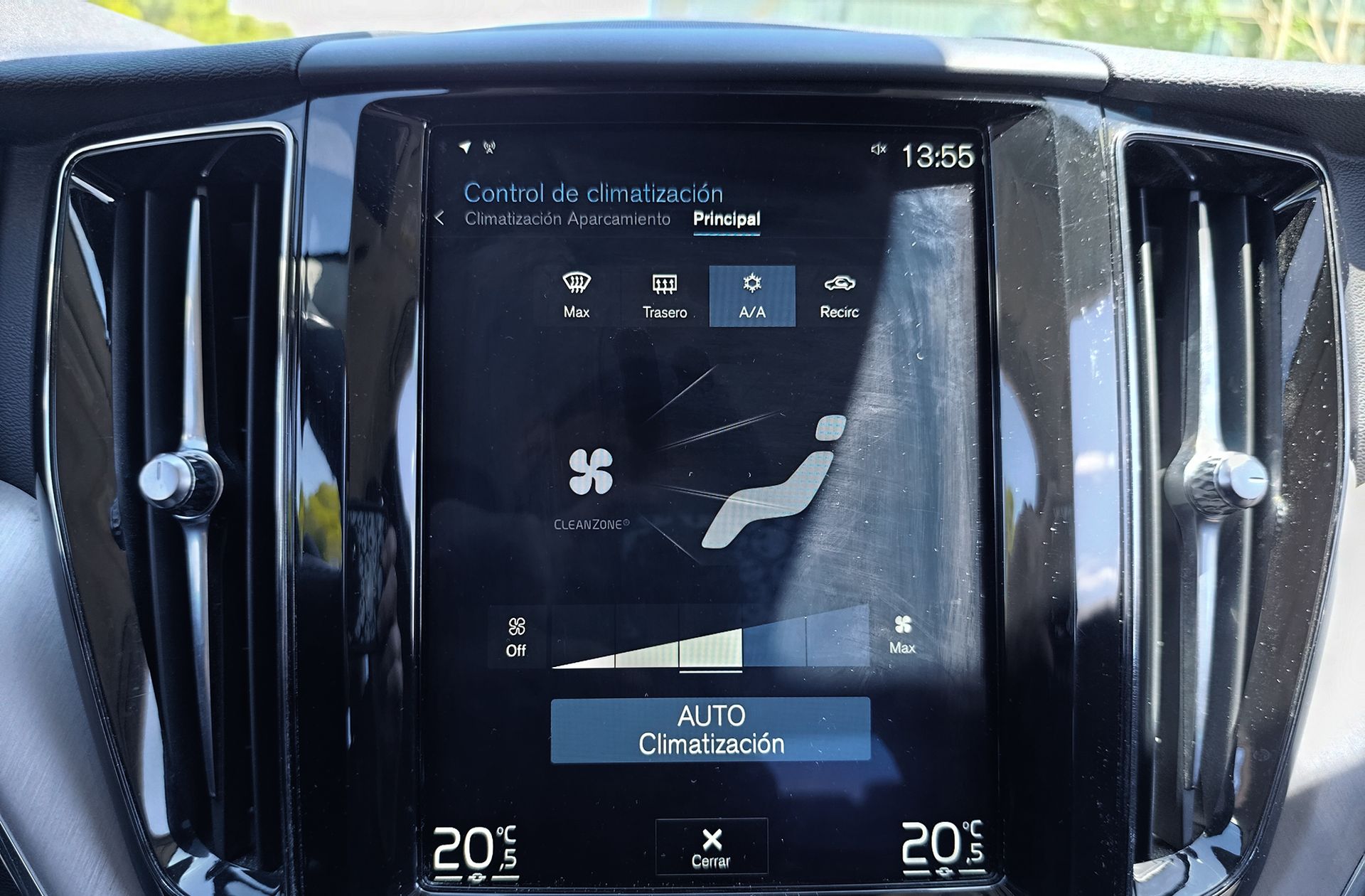 Volvo XC60 D3 Business Plus - foto 35