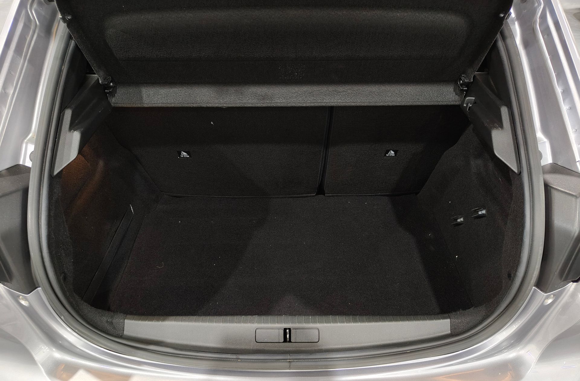Peugeot 208 PureTech 100 Allure - foto 17