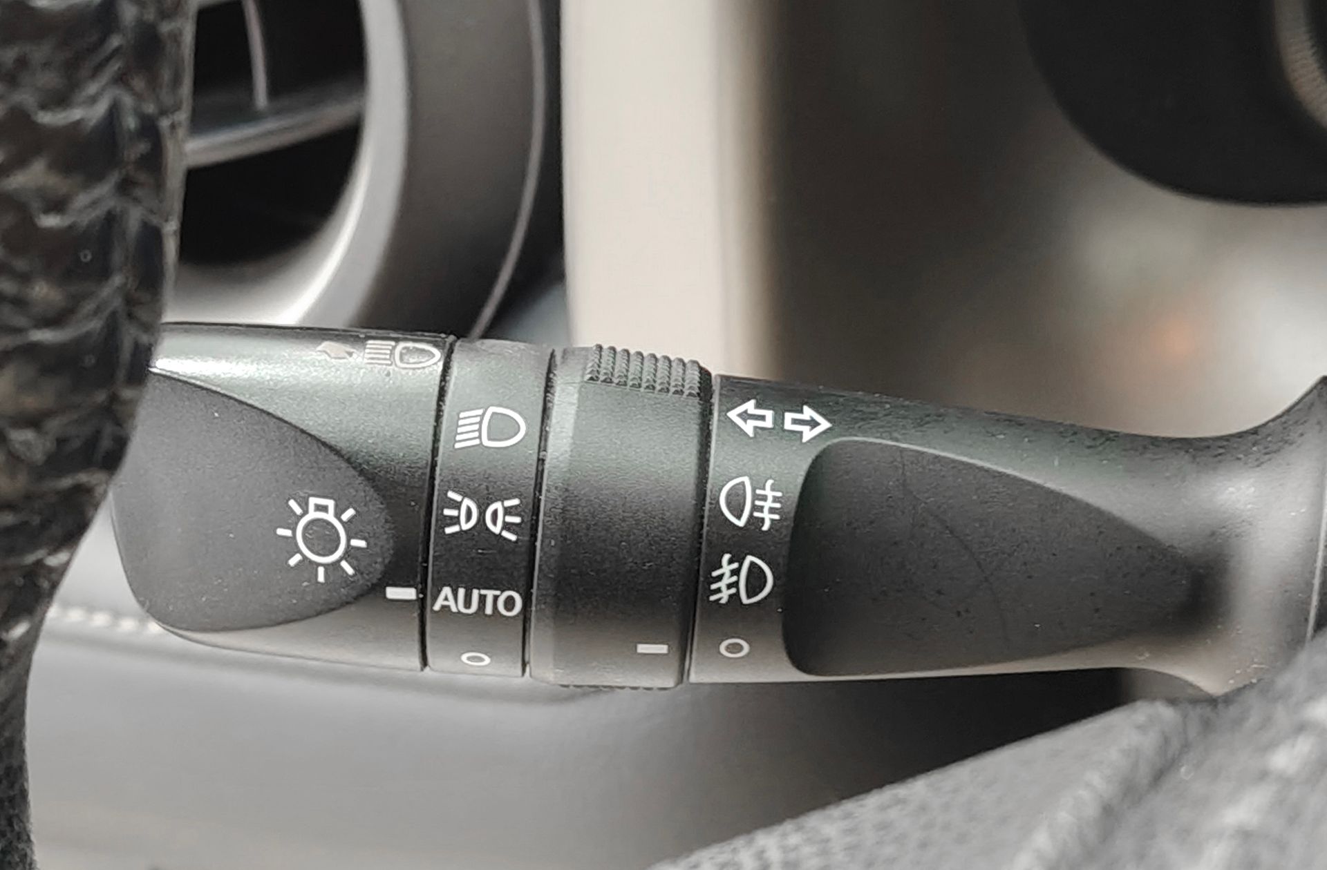 Toyota RAV4 150D Advance AWD - foto 29