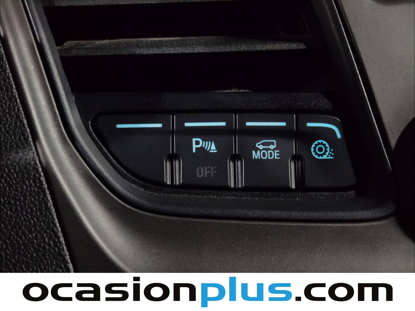 Foto Ford Transit Ford Transit Furgon 350 L3H2 Trend 96 kW (130 CV)