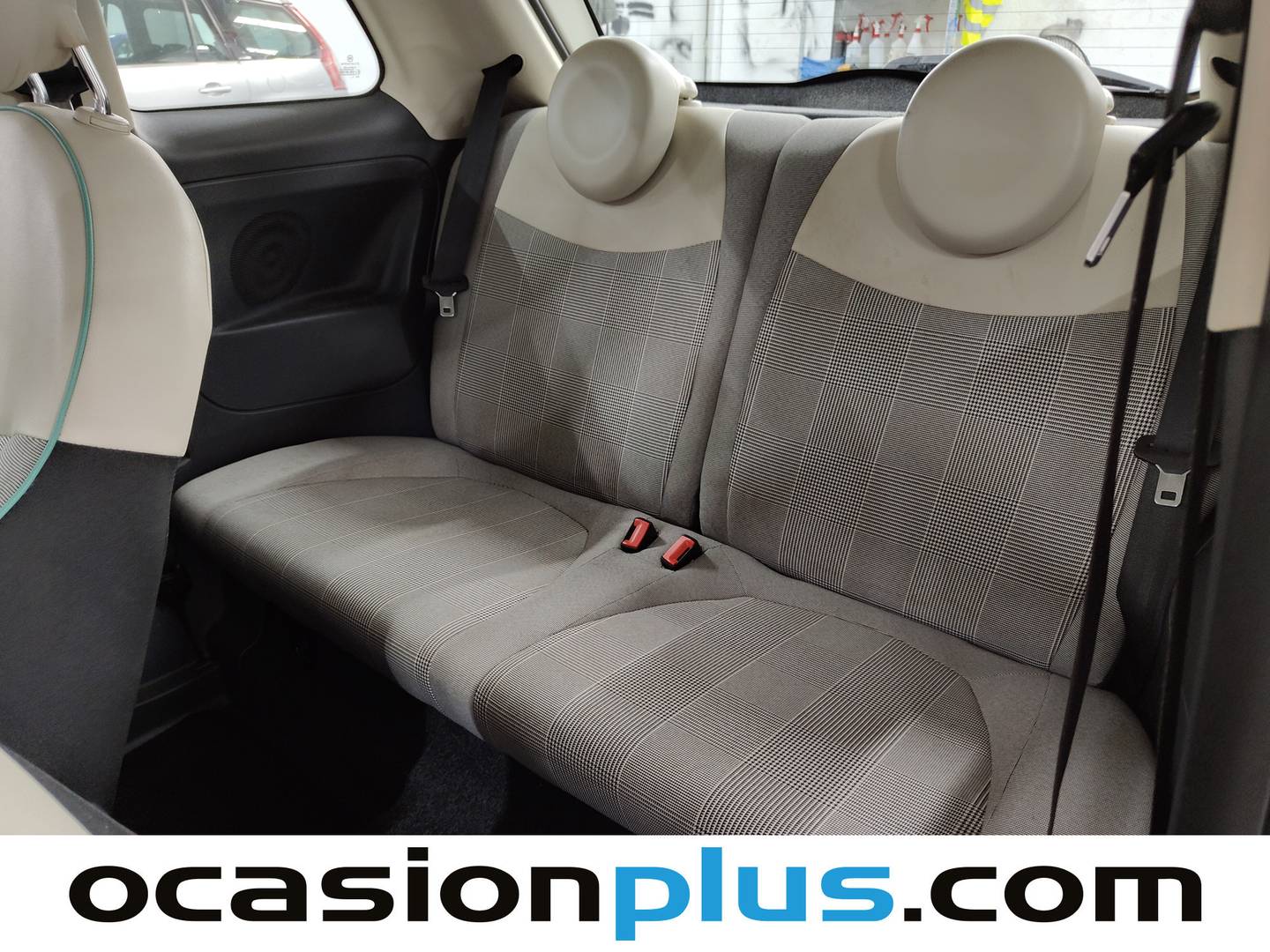 Foto asientos traseros Fiat 500 Fiat 500 1.2 8v Lounge (69 CV)