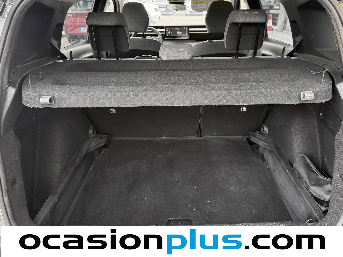 Fotos maletero Citroën C3 Aircross Citroën C3 Aircross Hybrid 145 Plus e-DCS6 (145 CV)
