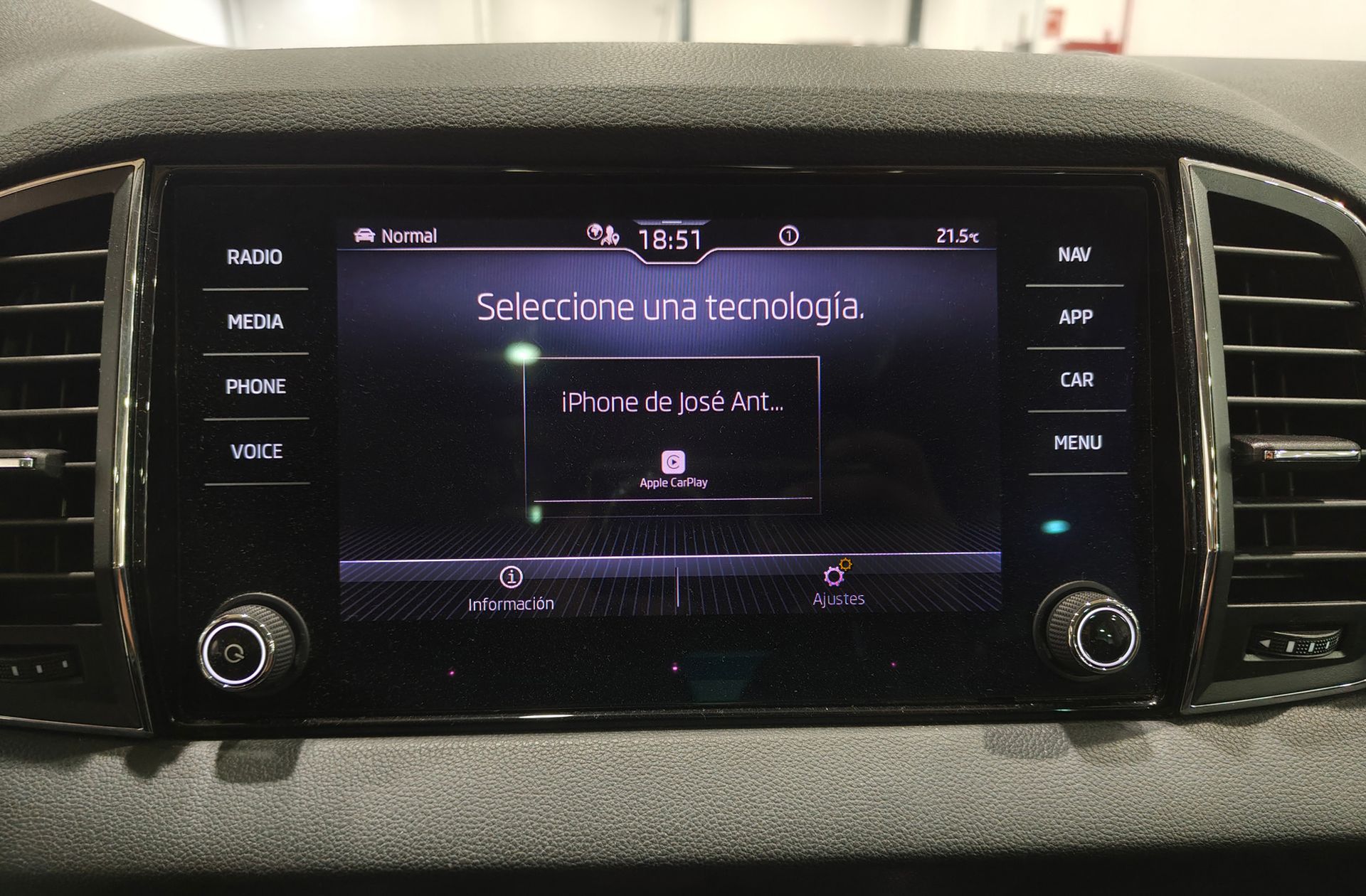 Škoda Karoq 1.5 TSI ACT Style DSG - foto 10