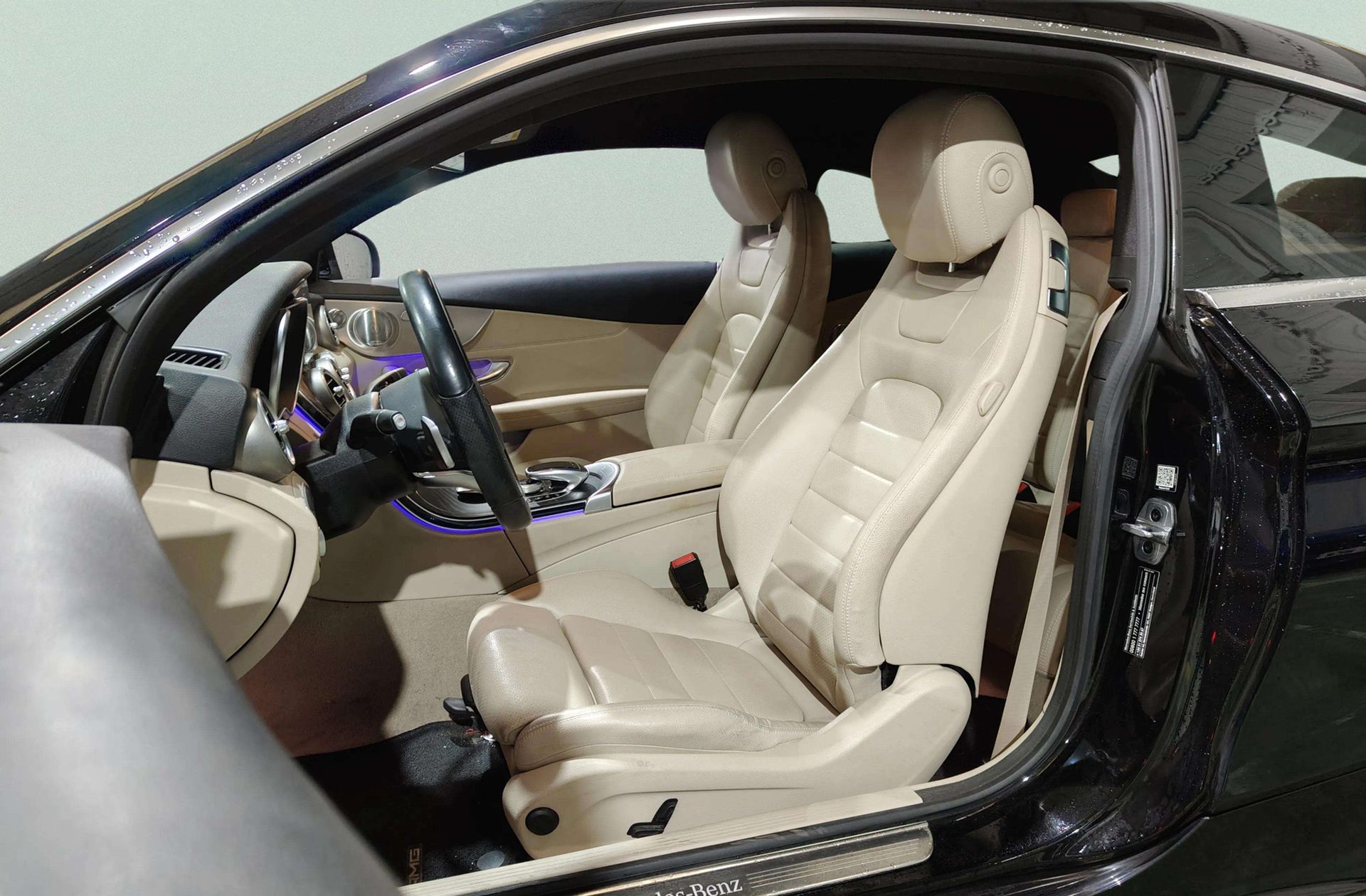 Mercedes-Benz Clase C C Coupe 300 Pack AMG - foto 14