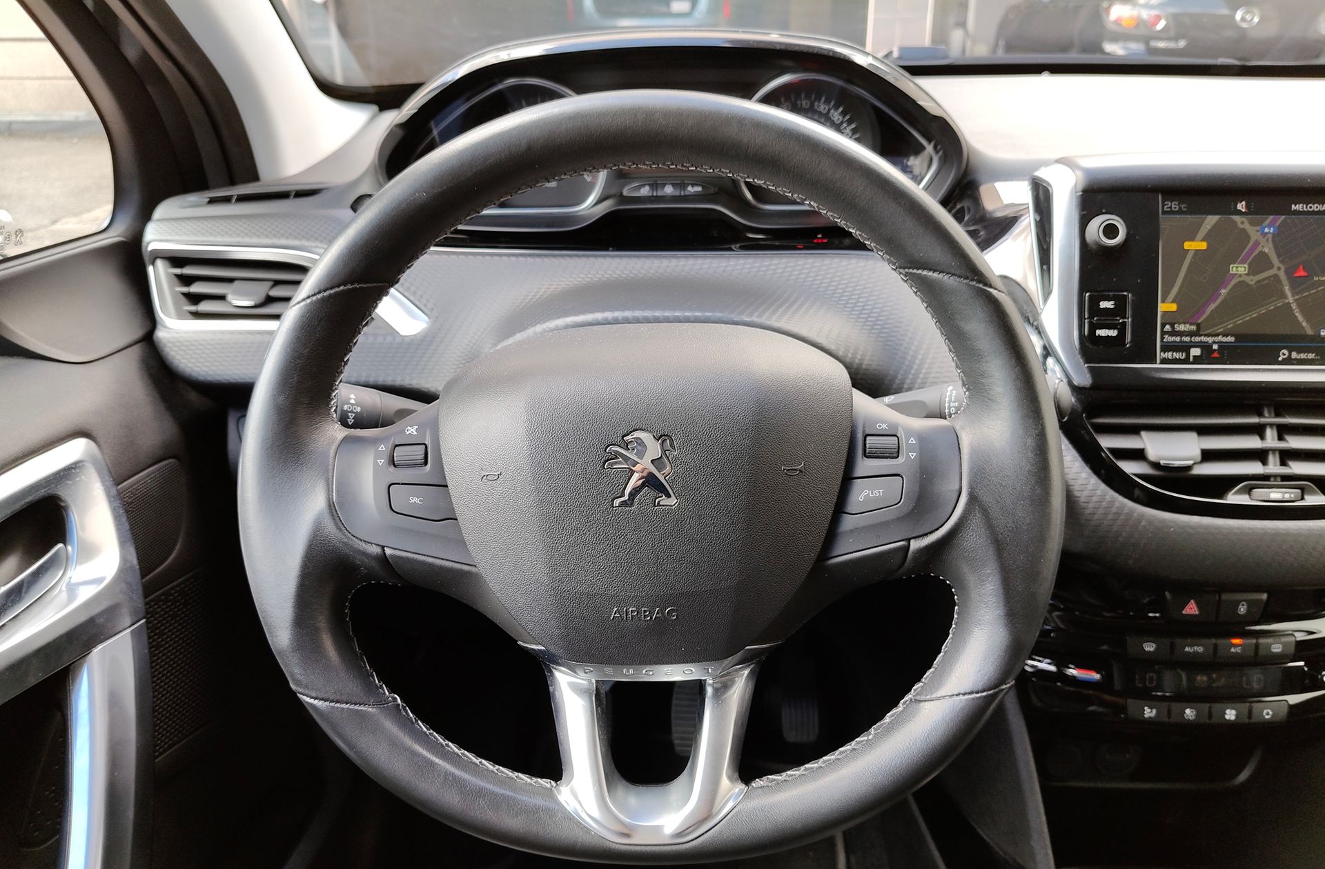 Peugeot 2008 PureTech 110 Allure - foto 19
