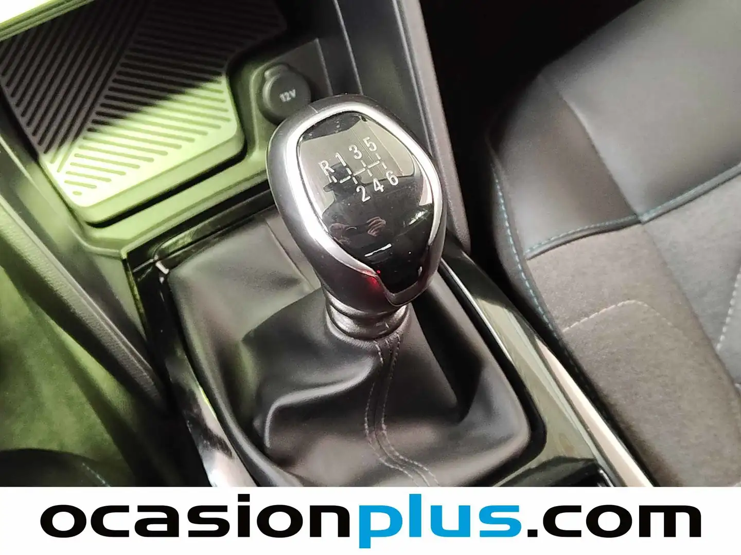 Foto Citroën C4 Citroen C4 PureTech 130 S&S 6v Feel Pack (130 CV)