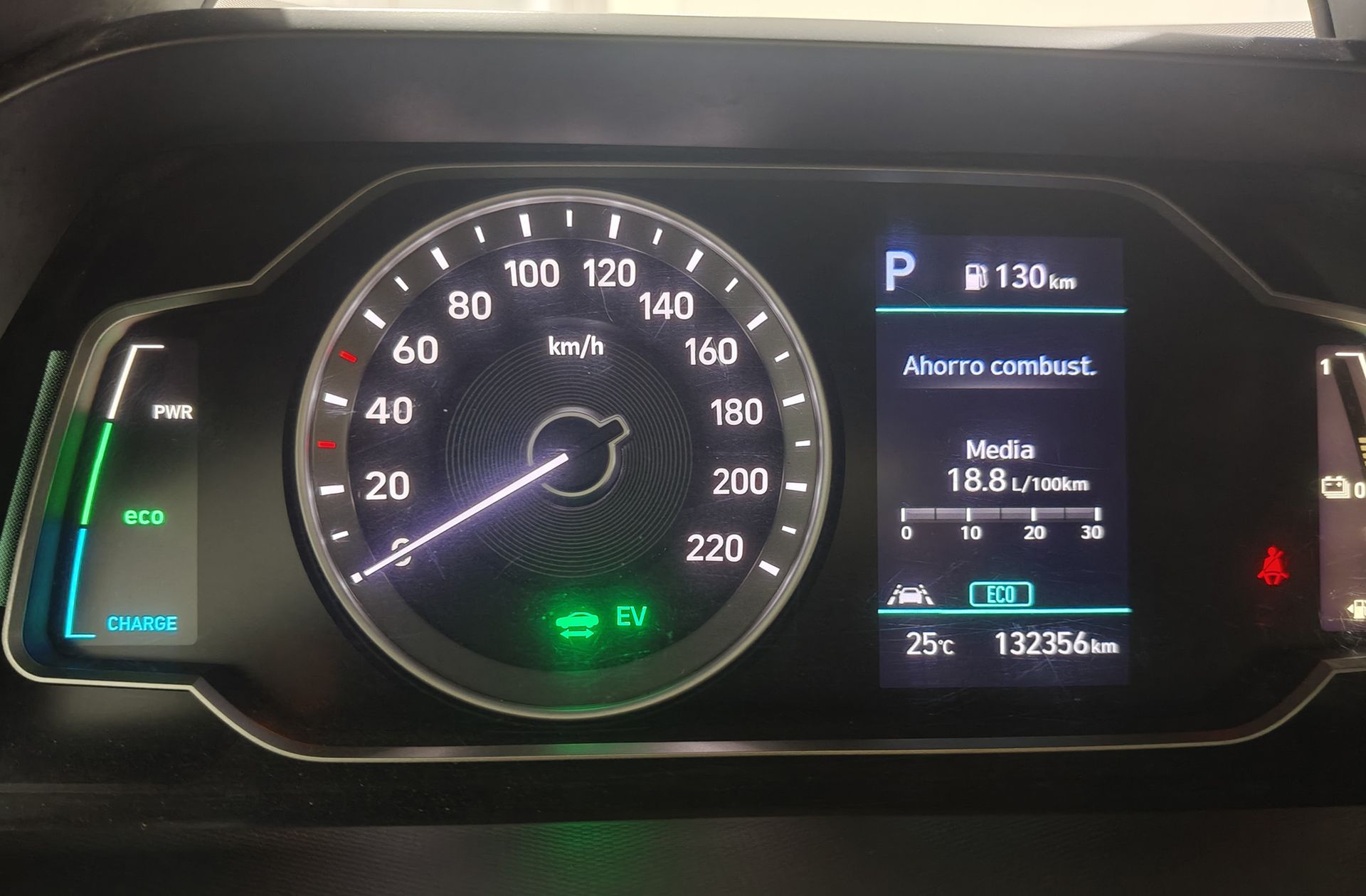 Hyundai Ioniq 1.6 GDI HEV Klass DCT - foto 22