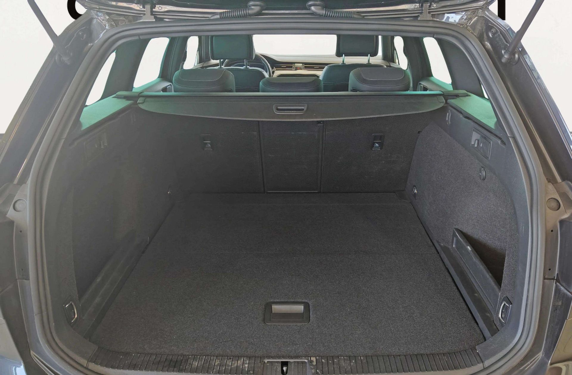 Volkswagen Passat Alltrack 2.0 TDI 4Motion DSG - foto 22