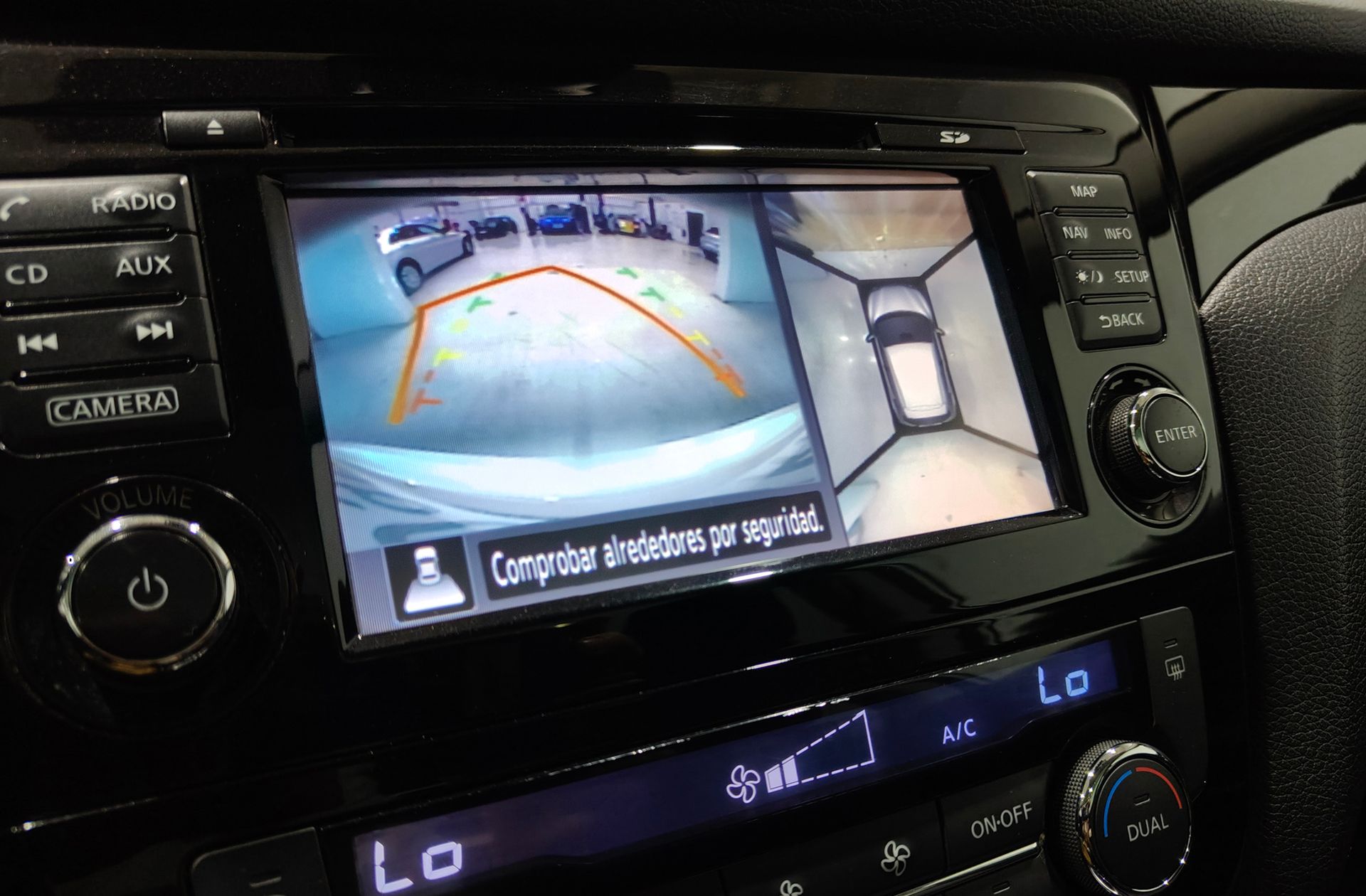Nissan Qashqai DIG-T 115 N-Connecta 4x2 - foto 9