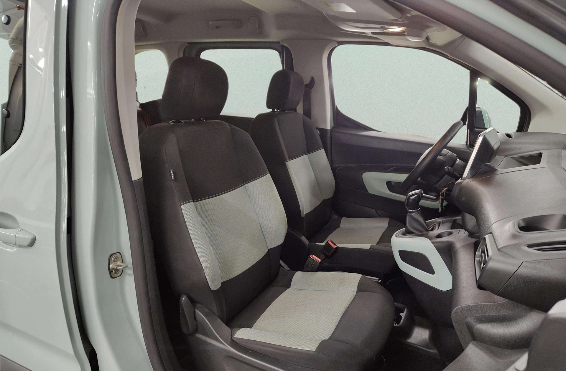 Citroën Berlingo Combi BlueHDi 100 Talla M Feel - foto 17