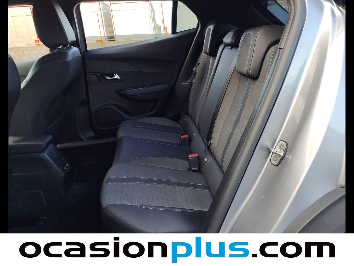 Foto asientos traseros Peugeot 2008 Peugeot 2008 PureTech 100 S&S Allure (100 CV)