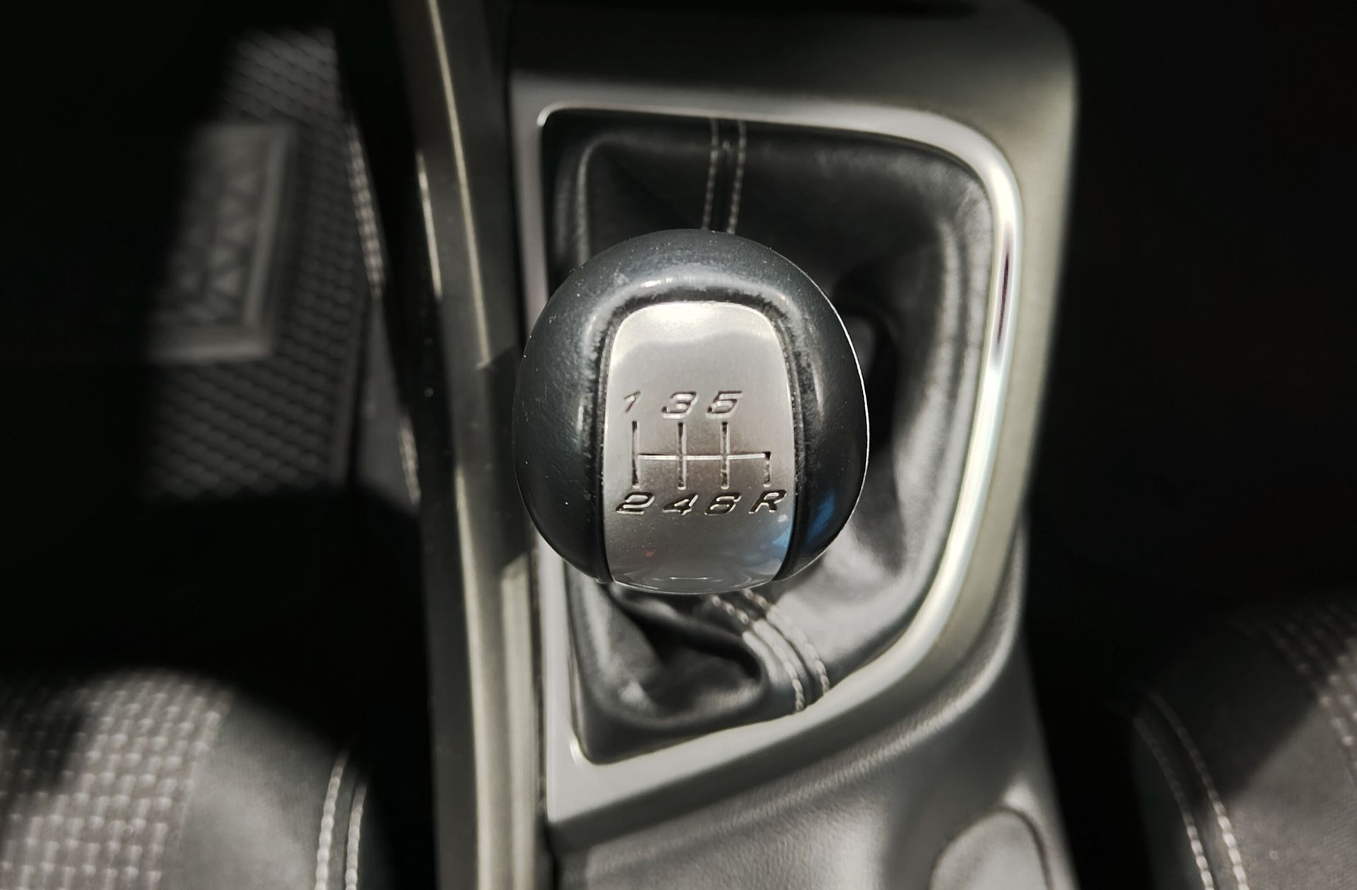 Honda Civic 1.8 I-VTEC Sport - foto 5