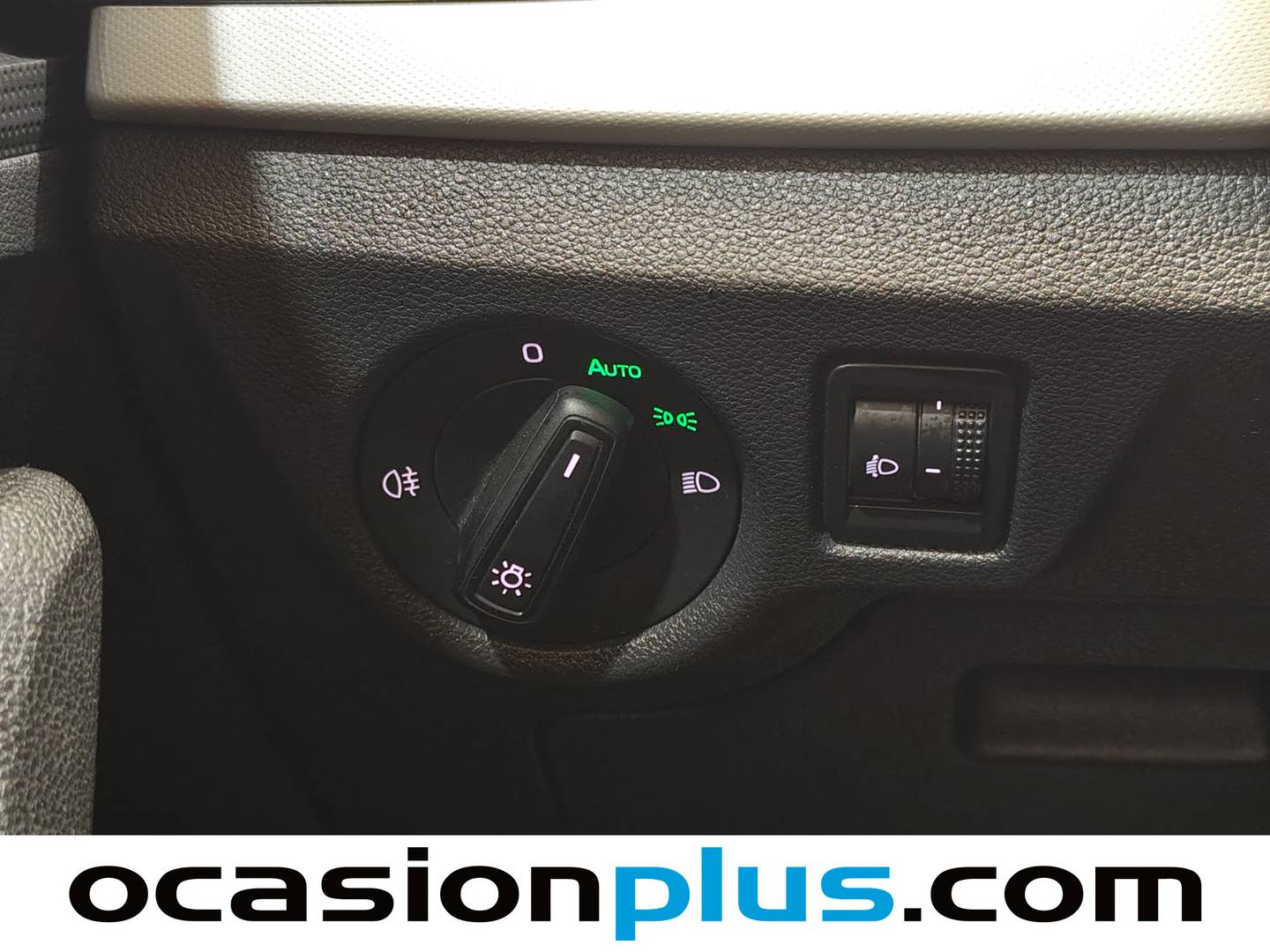 Foto Skoda Kamiq Skoda Kamiq 1.0 TSI Emotion (110 CV)