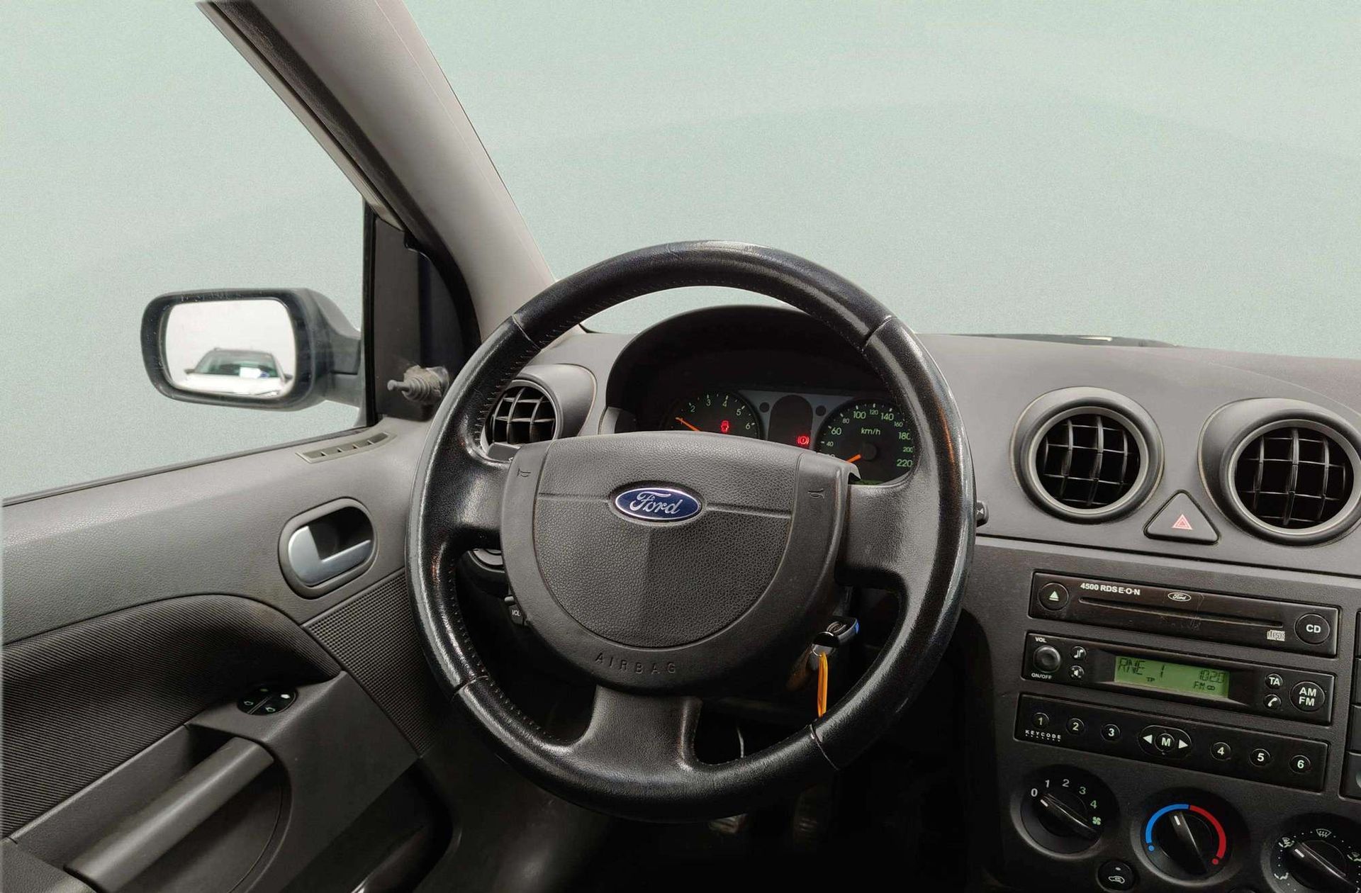 Ford Fiesta 1.4 Trend - foto 15