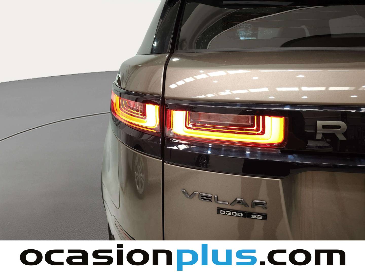 Land Rover Range Rover Velar Land Rover Range Rover Velar D300 R-Dynamic SE 4WD Auto (300 CV) diésel