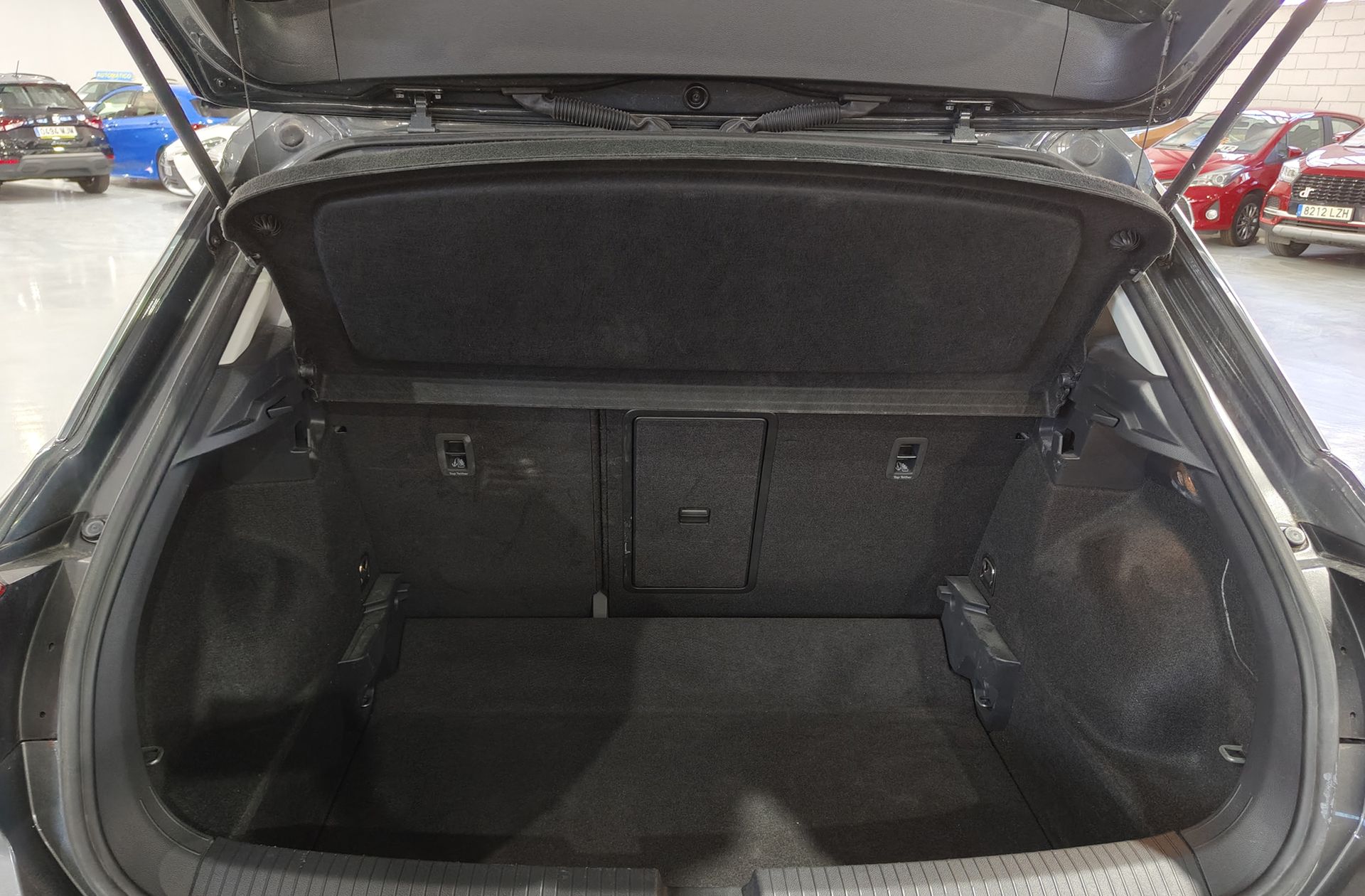 Volkswagen T-Roc Life 1.0 TSI - foto 16