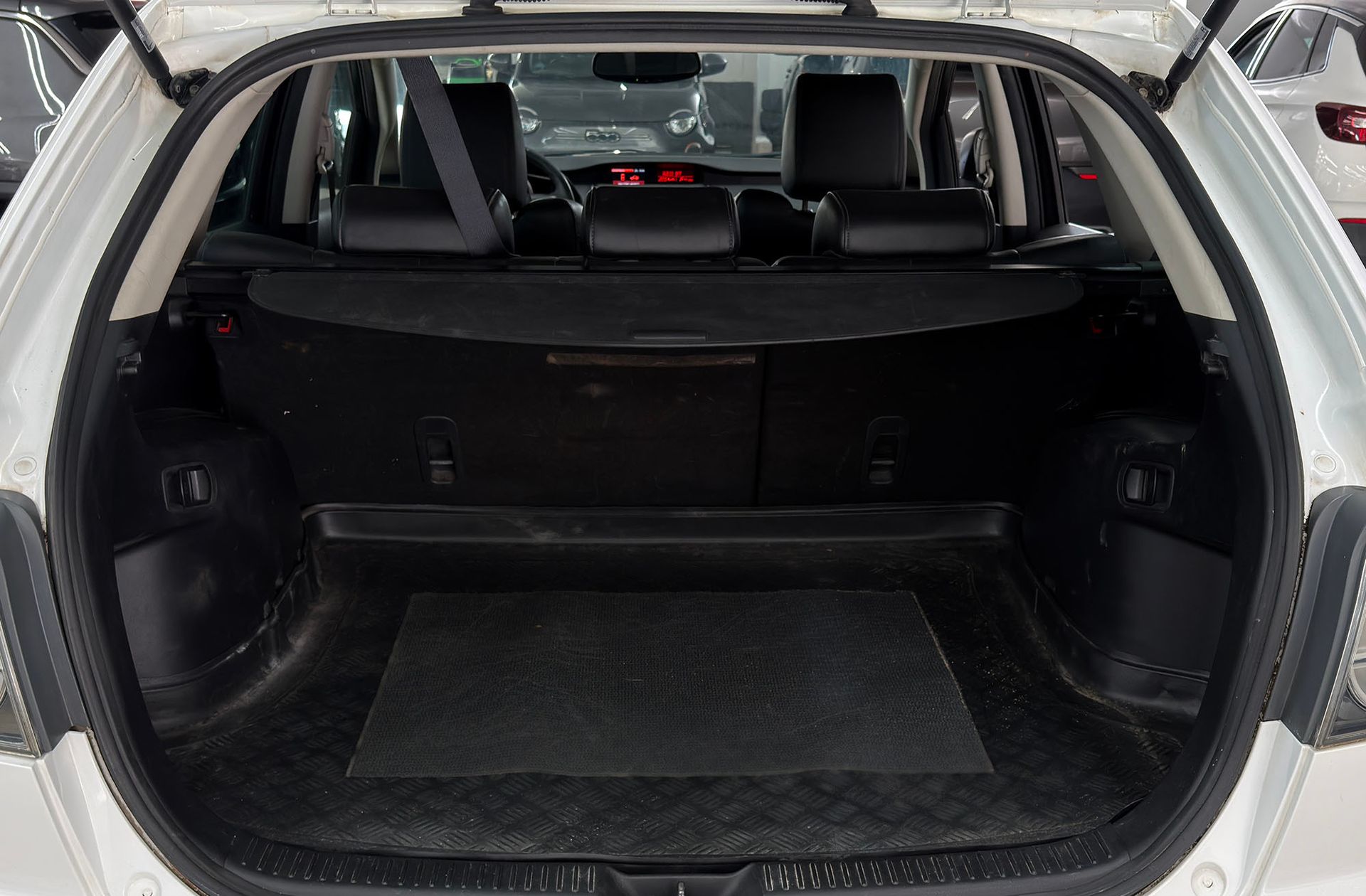 Mazda CX-7 2.2 Crtd Luxury - foto 18