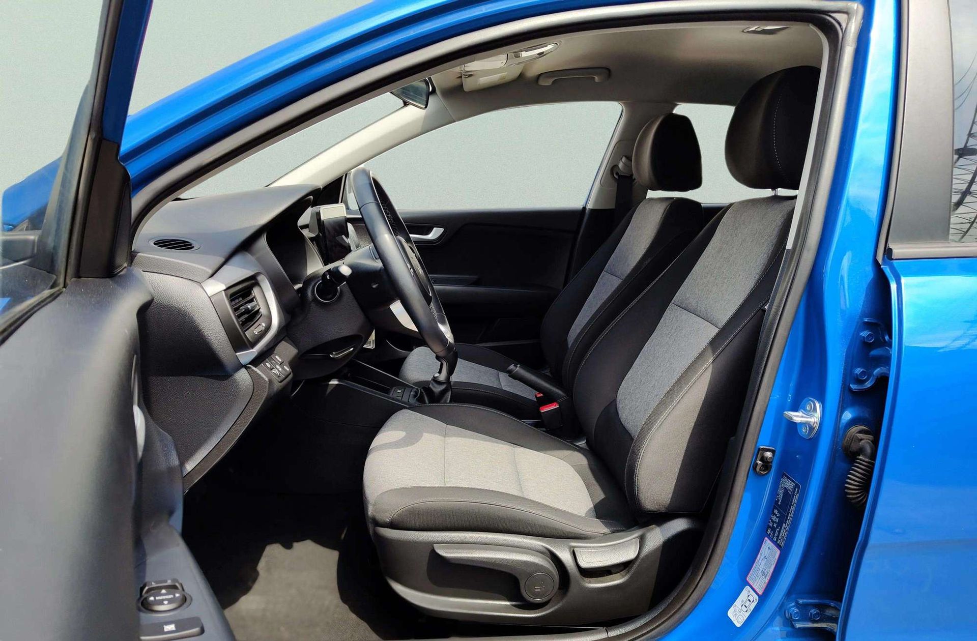 Kia Stonic 1.0 T-GDi MHEV Concept - foto 12