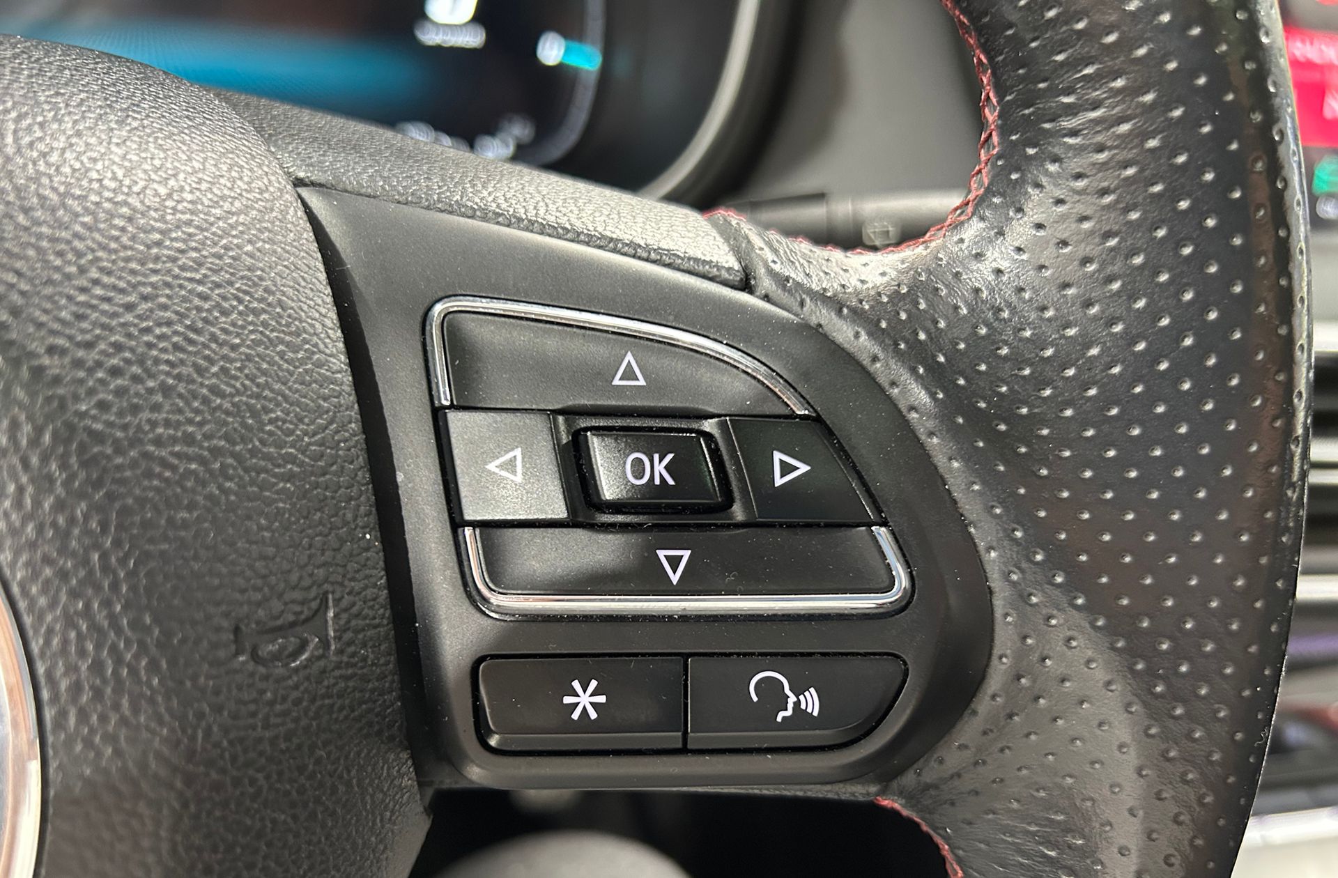 MG eHS 1.5 T-GDi PHEV Luxury - foto 29