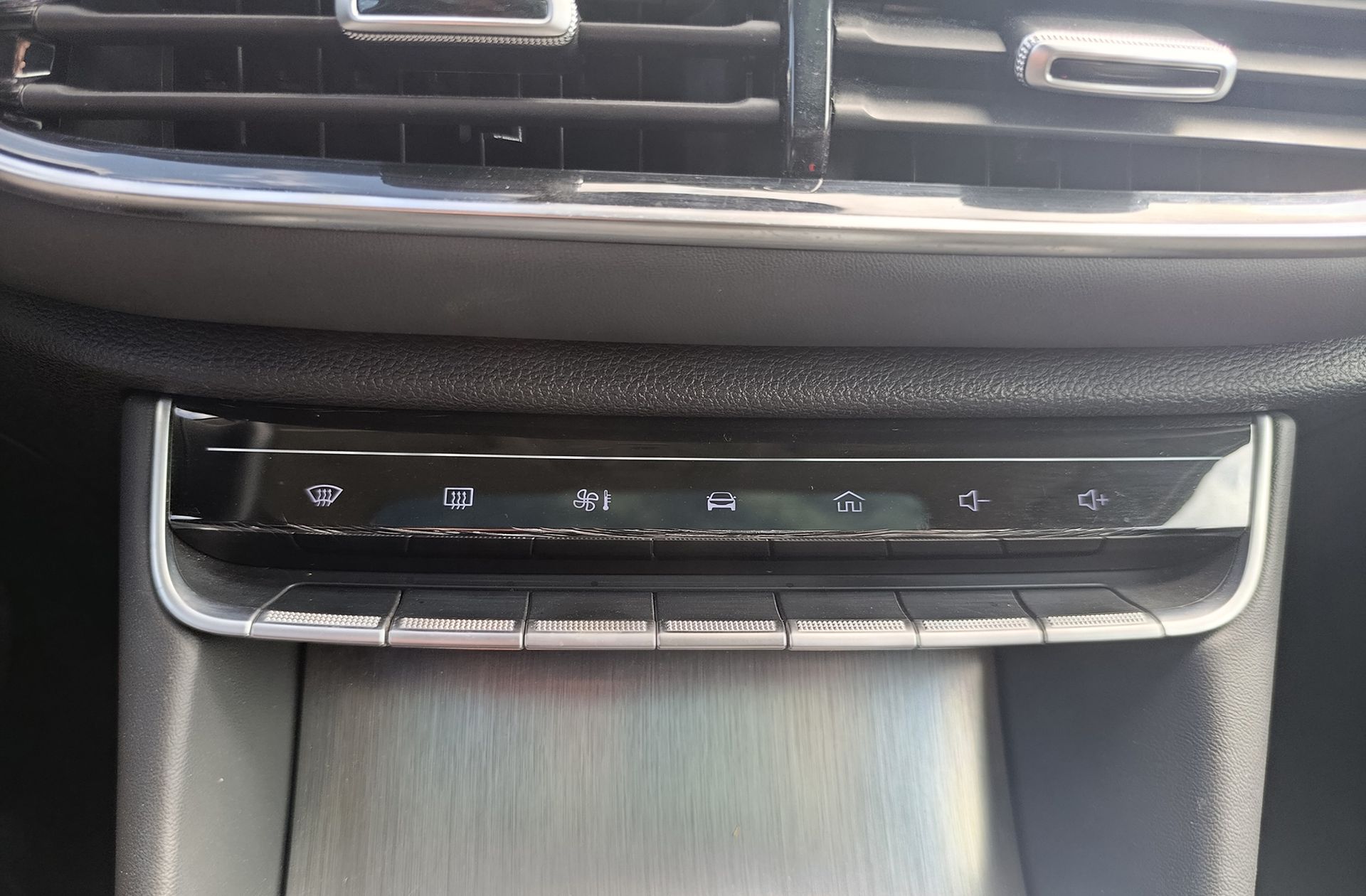 MG HS 1.5 Turbo GDI Luxury - foto 32