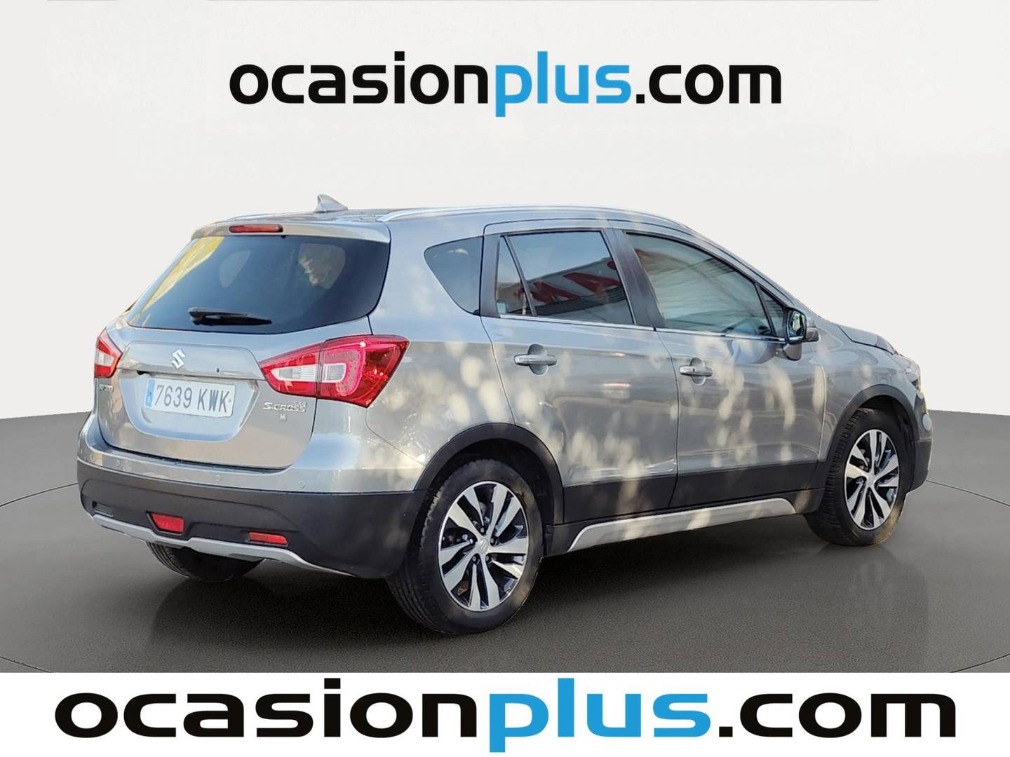 Foto trasera Suzuki SX4 S-Cross Suzuki S-Cross 1.4 DITC GLX Auto (140 CV) derecha