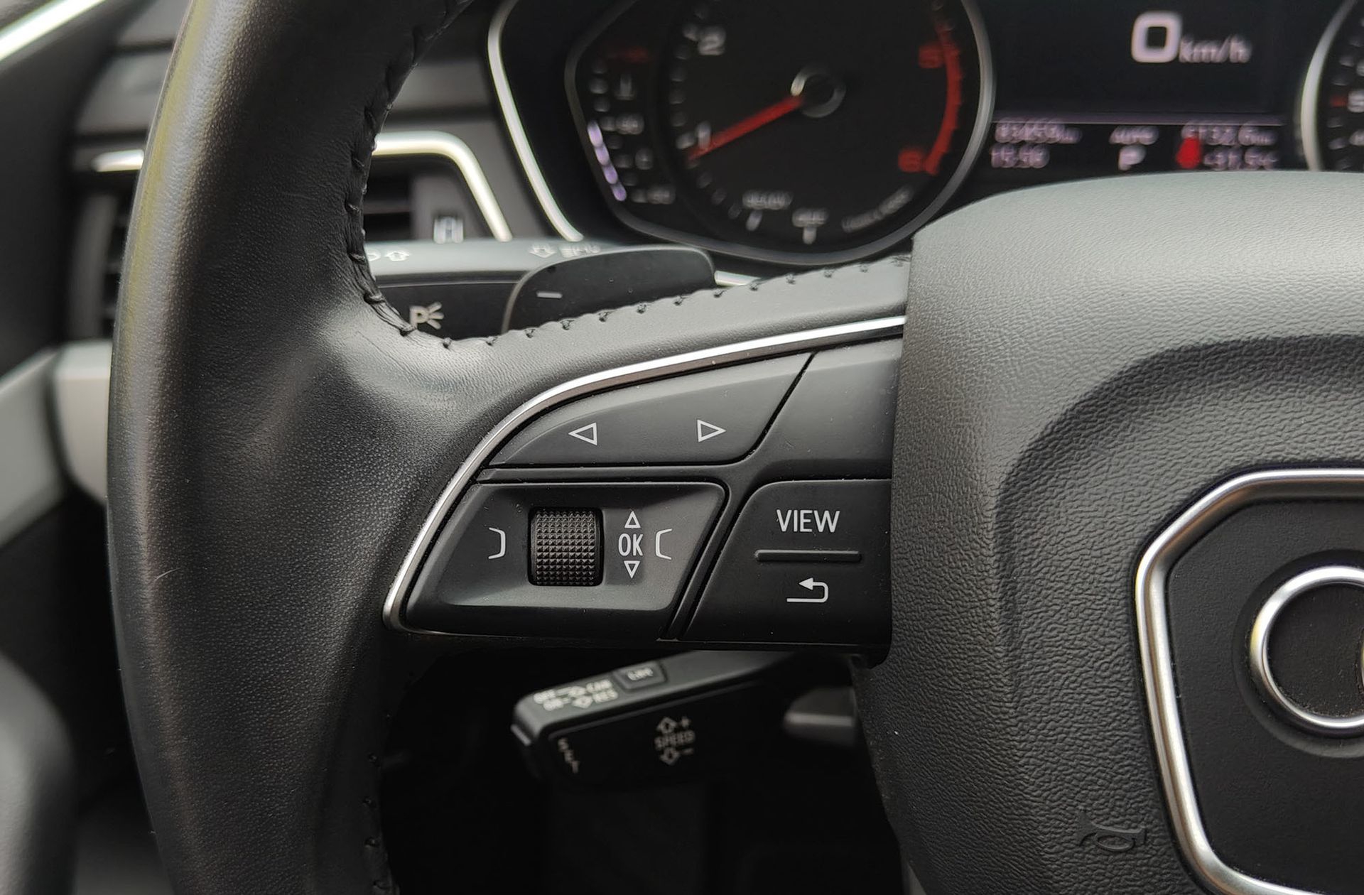 Audi A4 Avant Advanced 40 TDI S tronic - foto 34