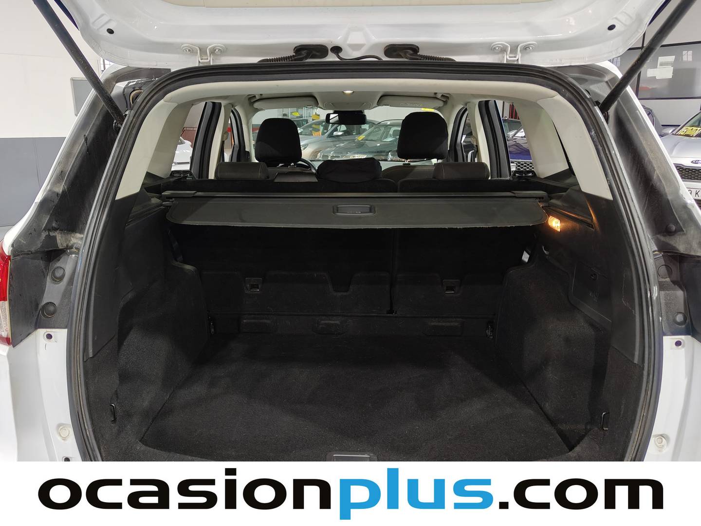 Foto Ford Kuga Ford Kuga 2.0 TDCI S&S Trend 4x2 (120 CV)