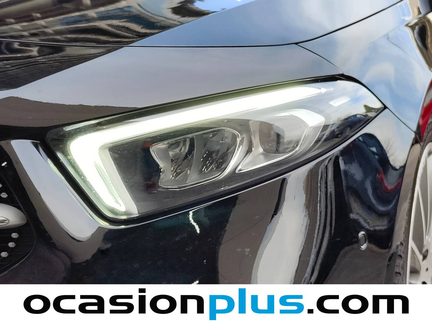 Acabados Mercedes Clase A Mercedes-Benz Clase A 180 d (116 CV)