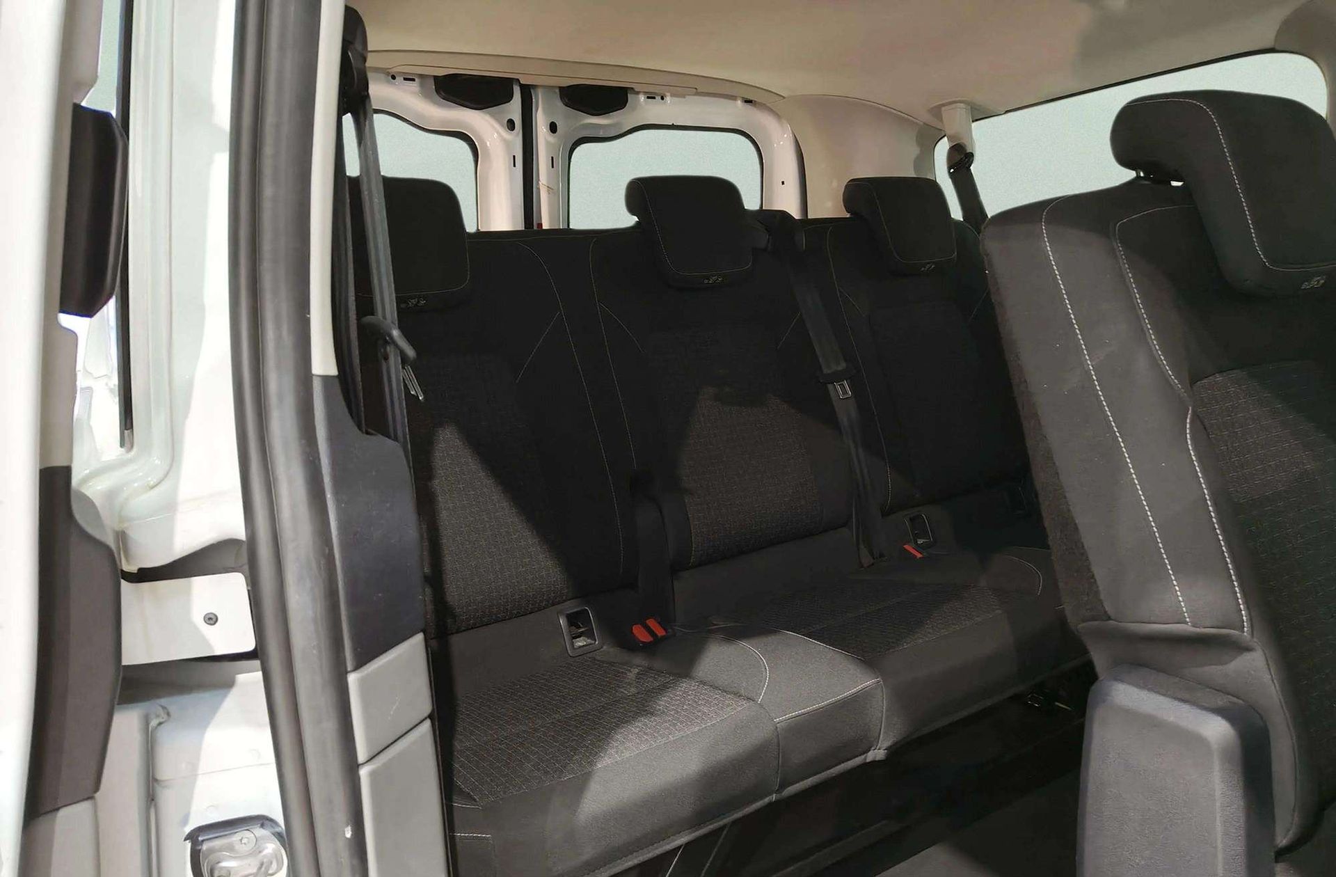 Ford Transit Custom Kombi 2.0 EcoBlue 320 L1 Trend - foto 7