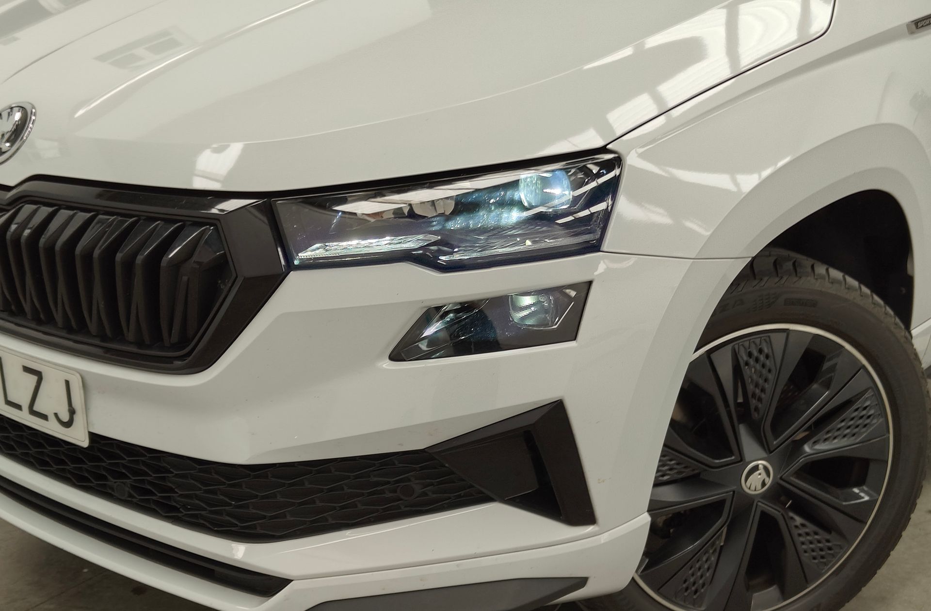 Škoda Karoq 1.5 TSI ACT Sportline DSG - foto 17