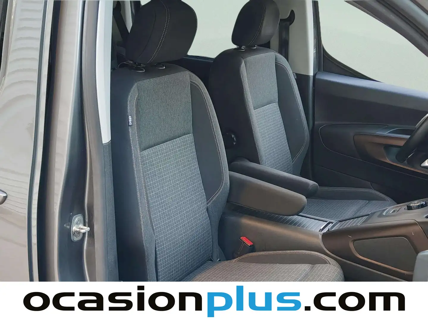 Foto Peugeot Rifter Peugeot Rifter BlueHDi 130 GT Line Standard EAT8 (130 CV)