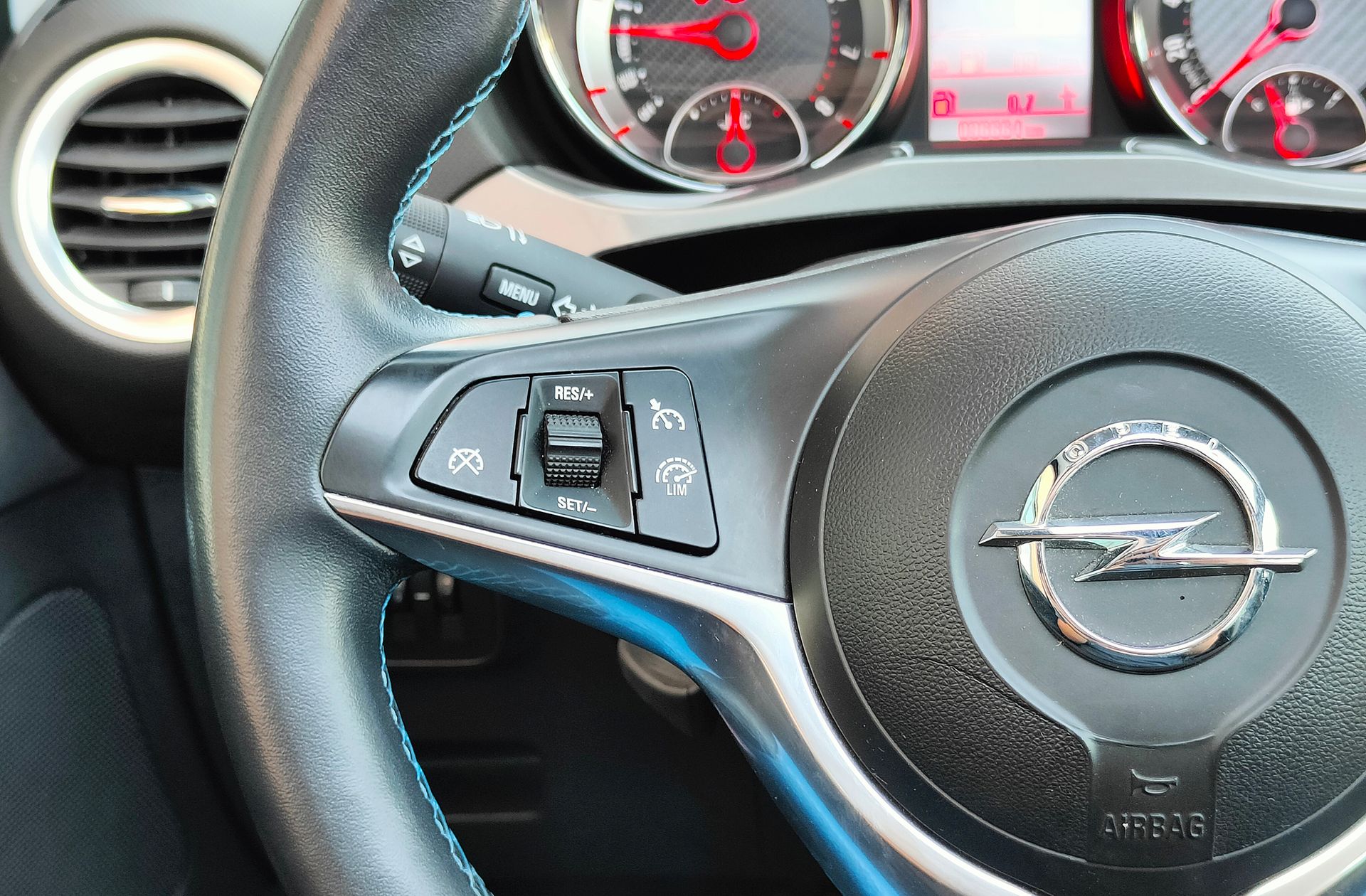 Opel Adam 1.4 NEH Rocks S - foto 27
